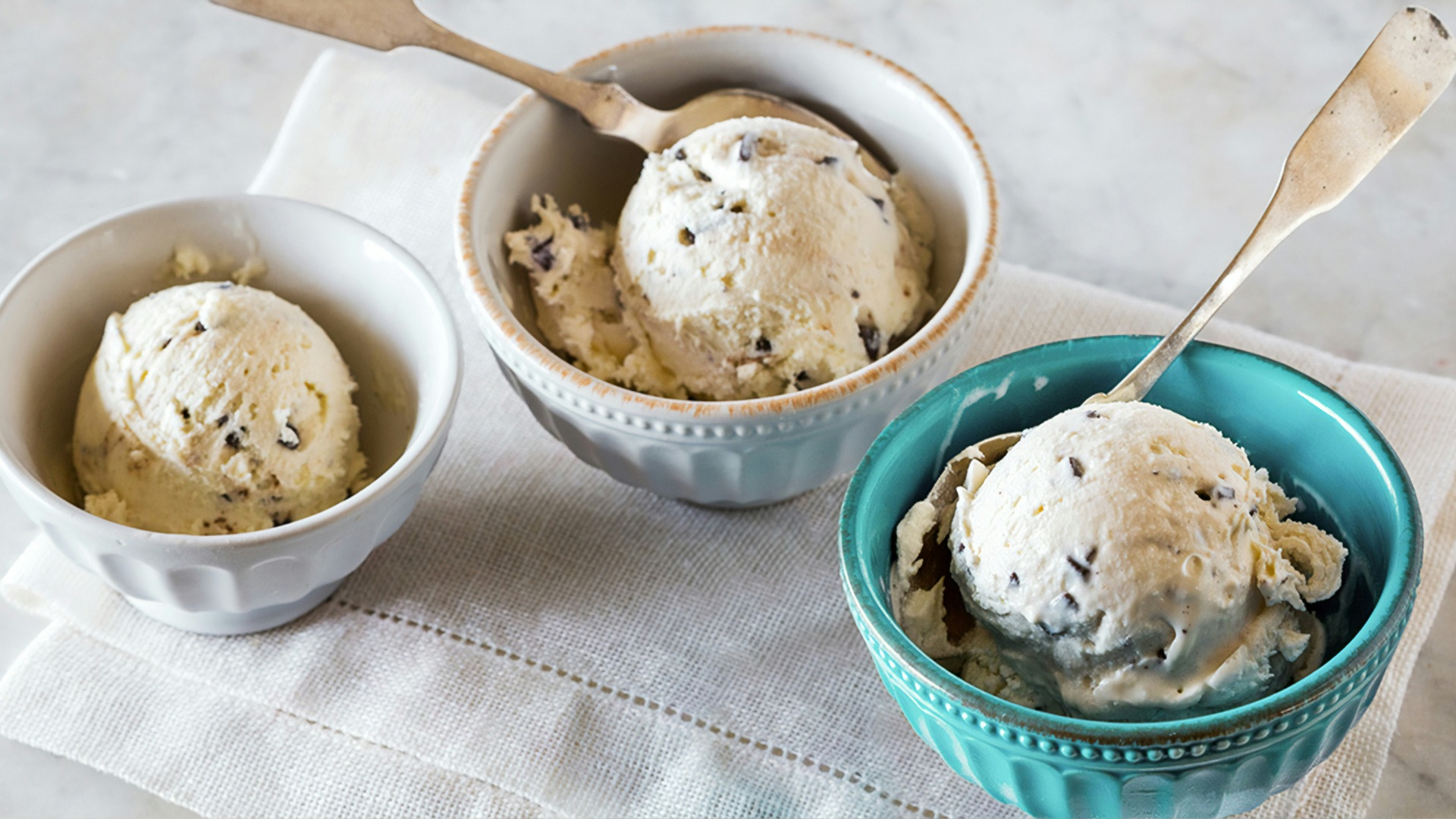 9. On peut très bien manger de la glace à la fourchette