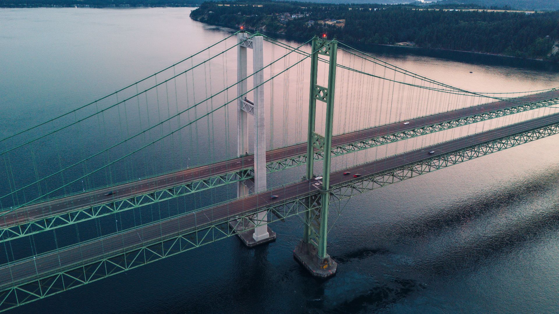 18. Le pont de Tacoma Narrows s'est tordu et s'est brisé en deux