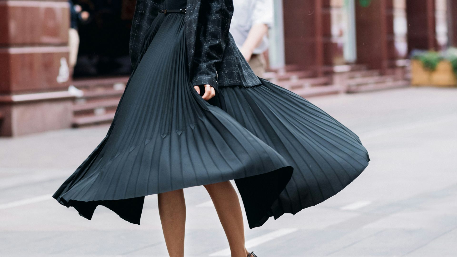 8. Des jupes plissées impeccablement repassées