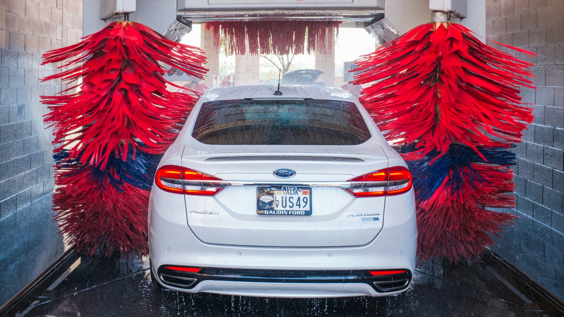 7. Stations de lavage automatique à brosses