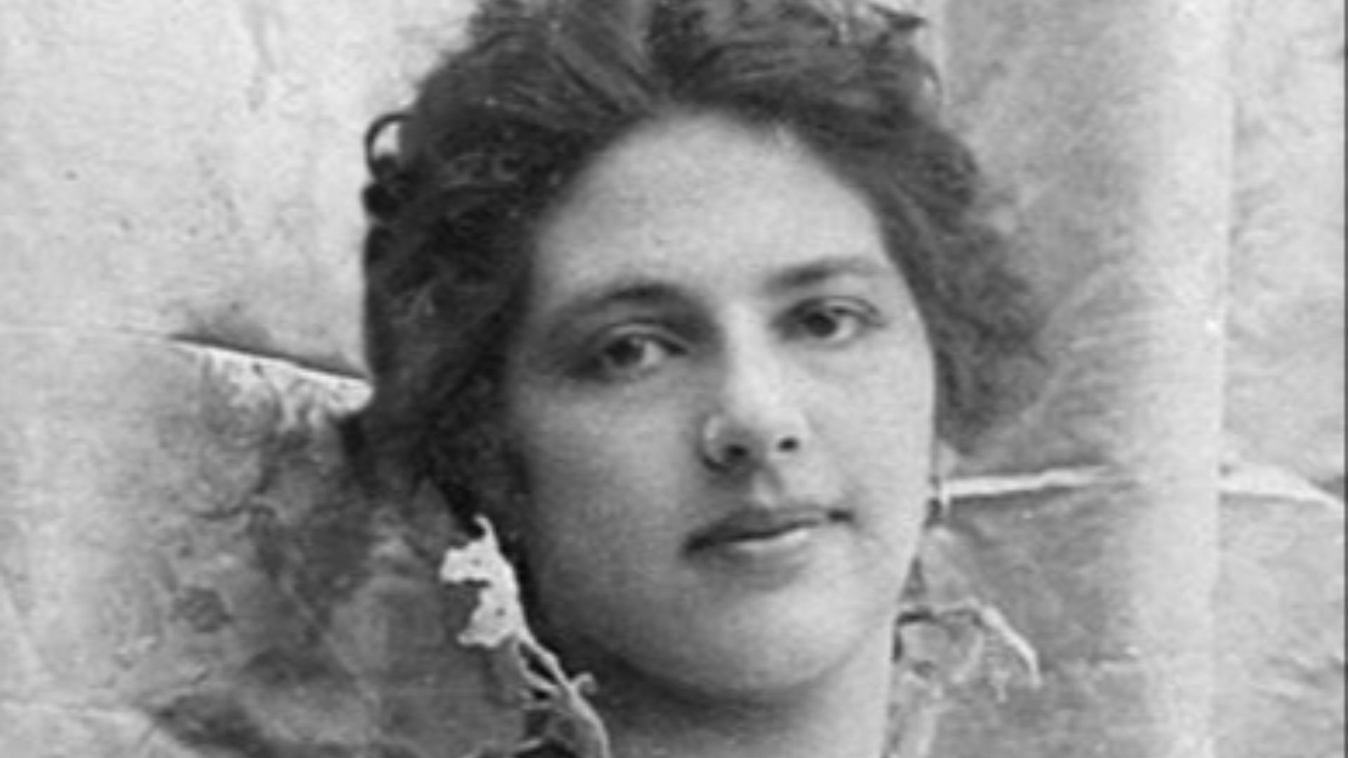 8. Mata Hari