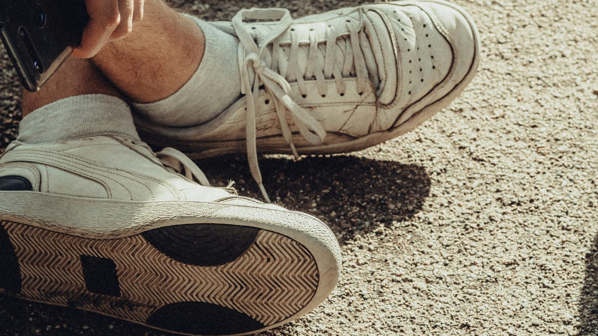 20. Porter des chaussures de sport classiques