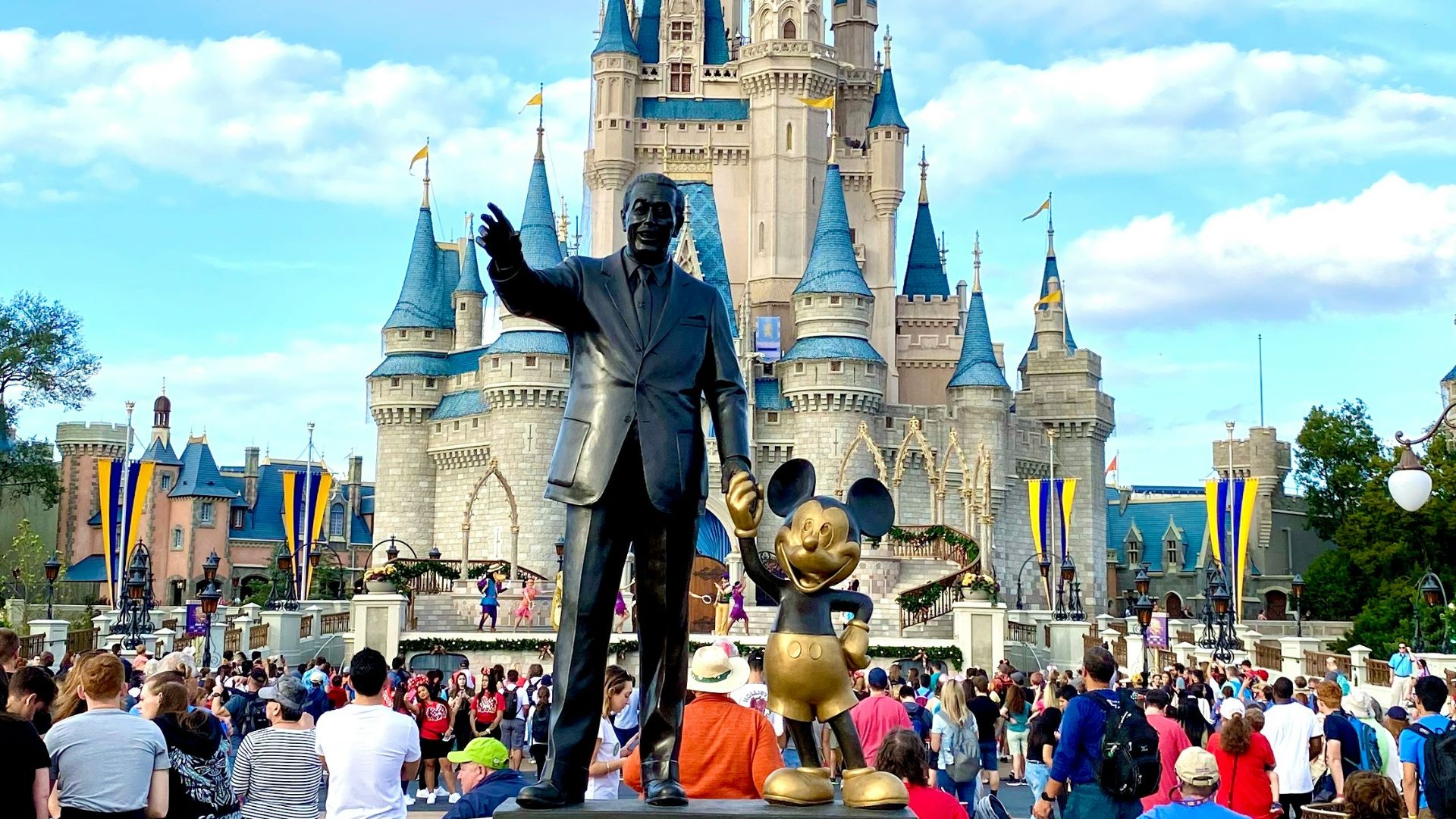 4. Walt Disney World a ouvert ses portes la même année que le décès du dernier ancien esclave des États-Unis
