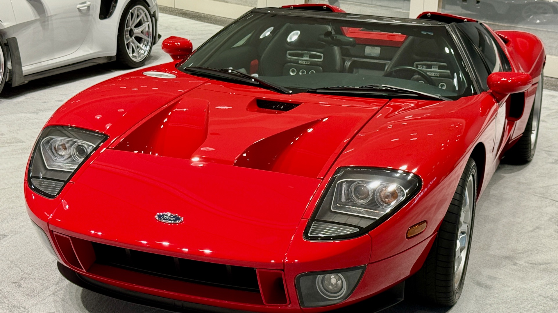 2. Ford GT 2005-2006