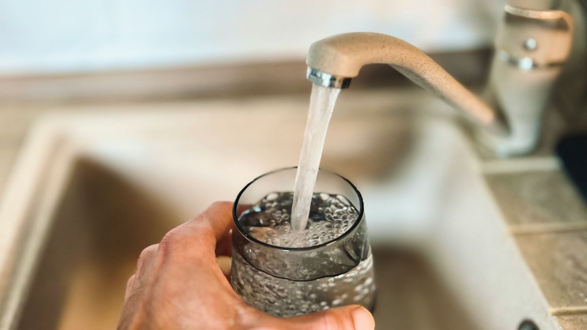 10. Un filtre à eau