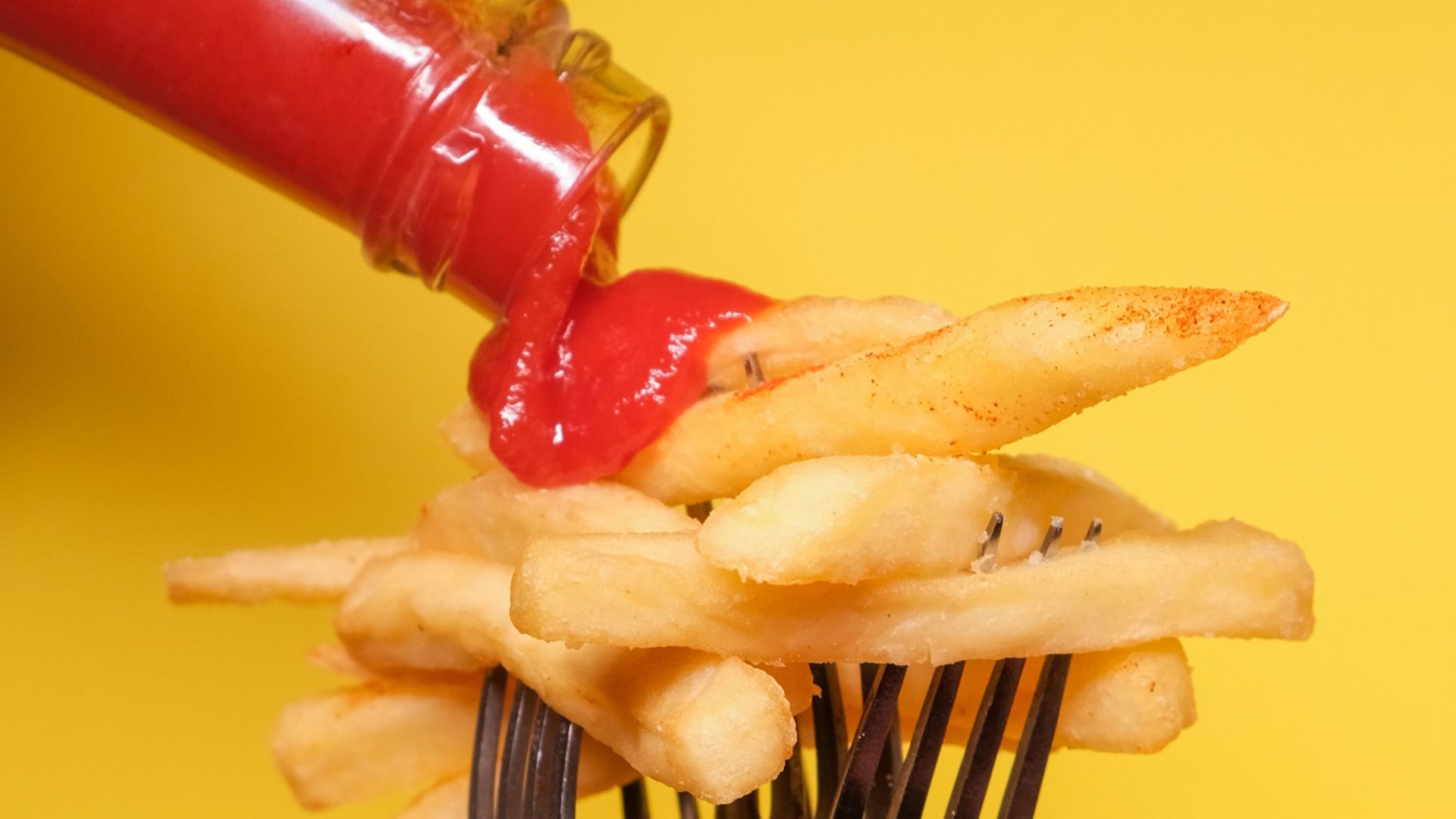 10 condiments qui contiennent une quantité surprenante de sucre et 10 alternatives plus saines