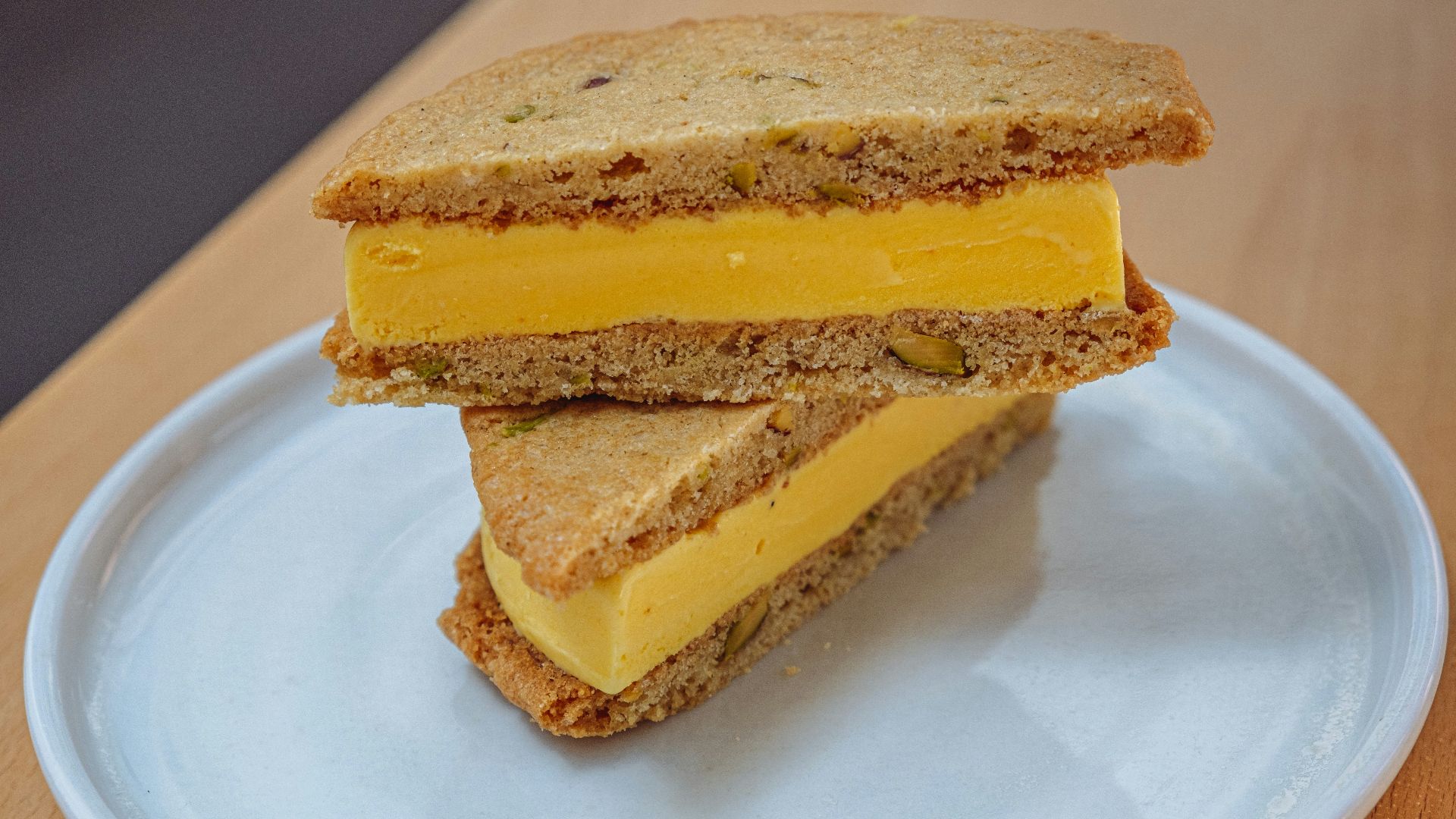 18. Sandwichs au sorbet à la mangue