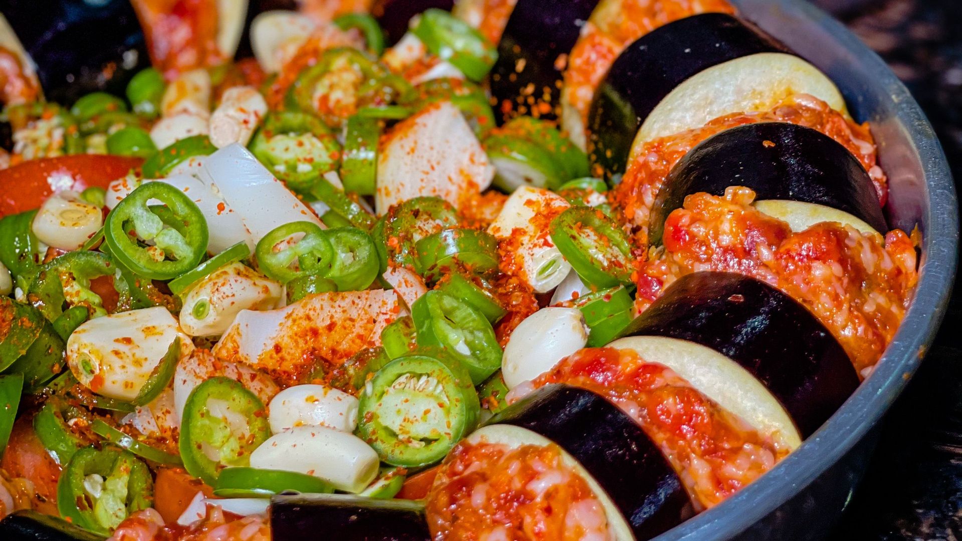 Comment la cuisson transforme certains aliments?