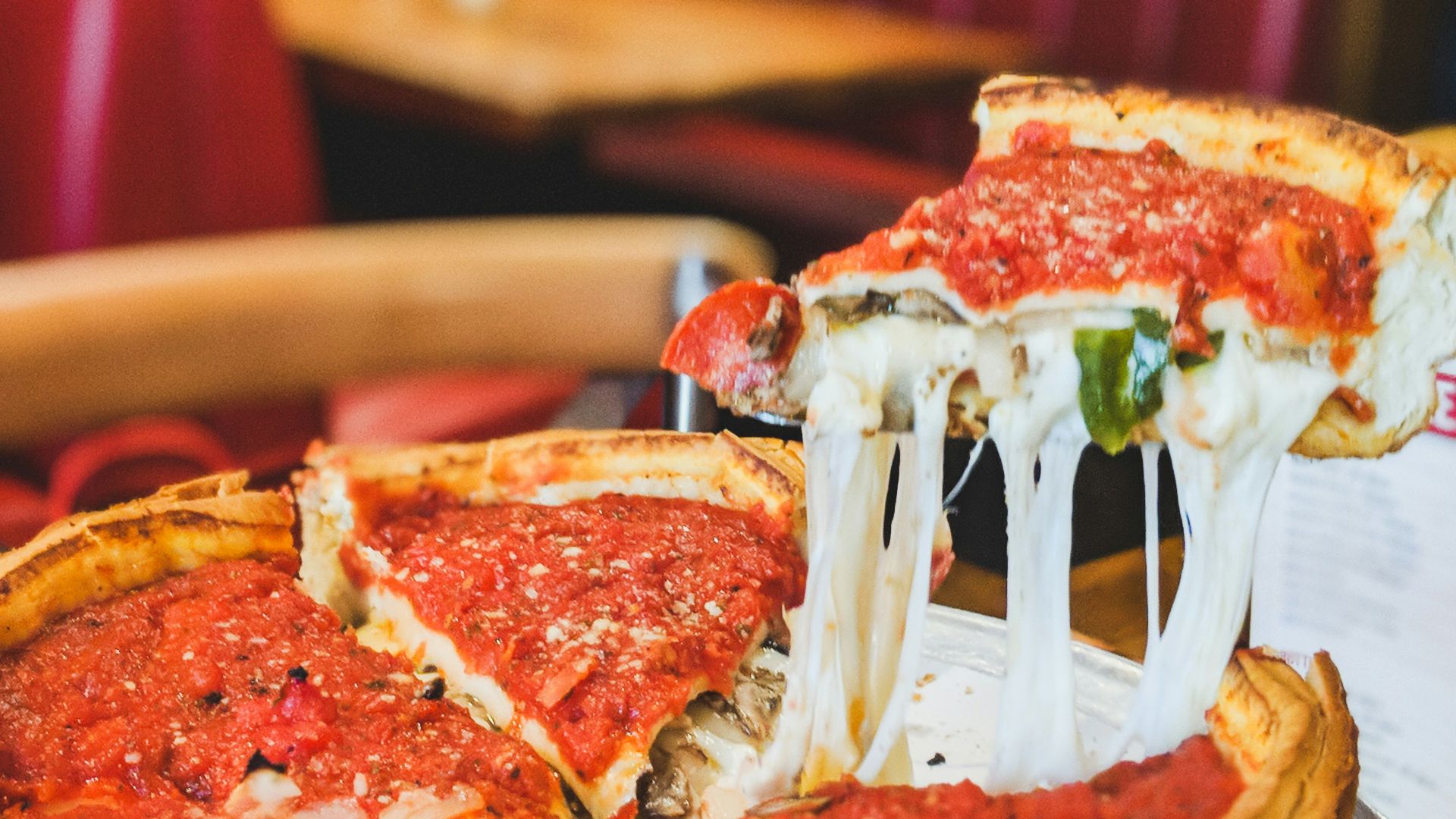 20 variétés régionales de pizza qui valent le détour aux quatre coins du monde