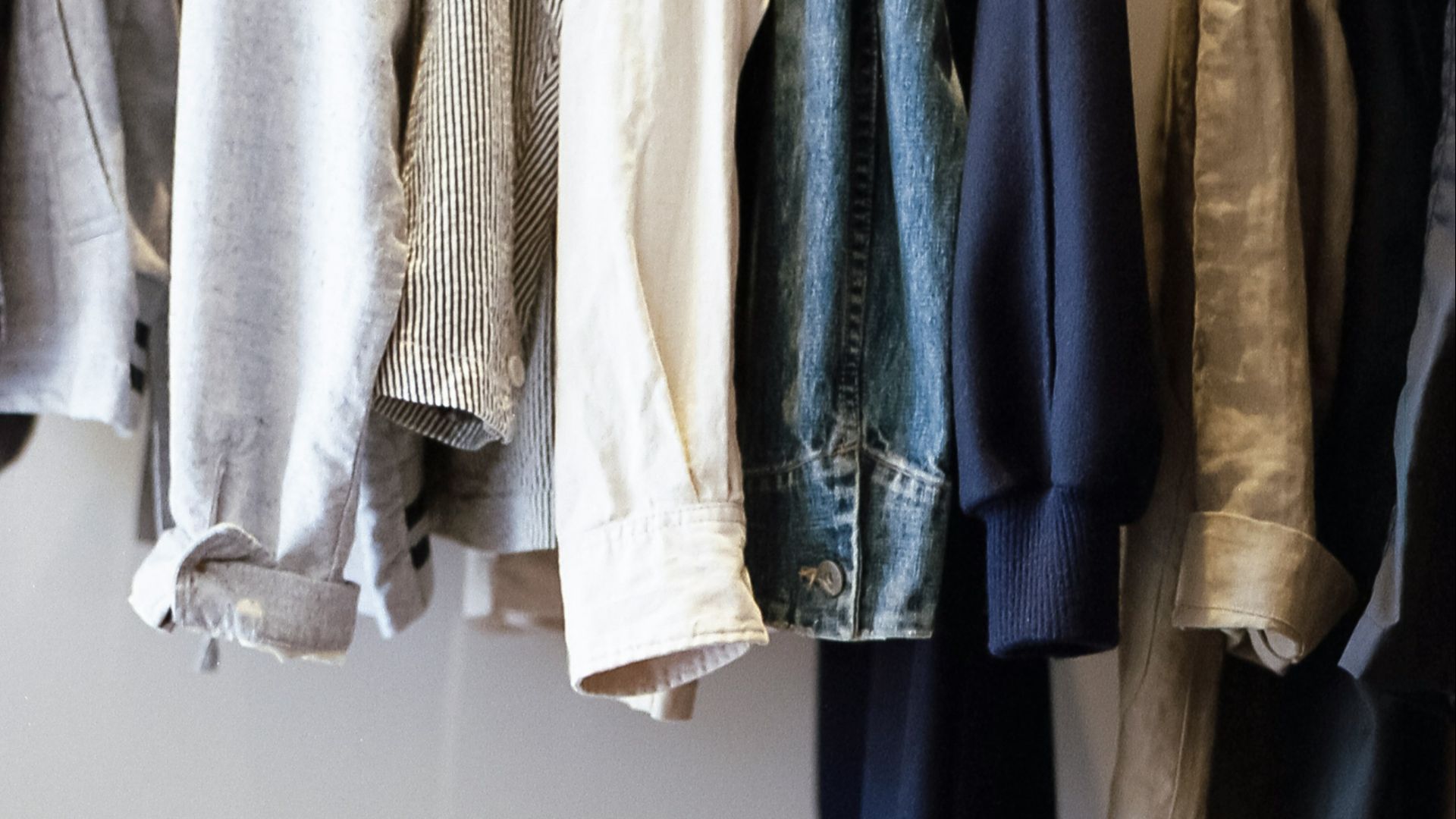 Vêtements neutres sur mesure