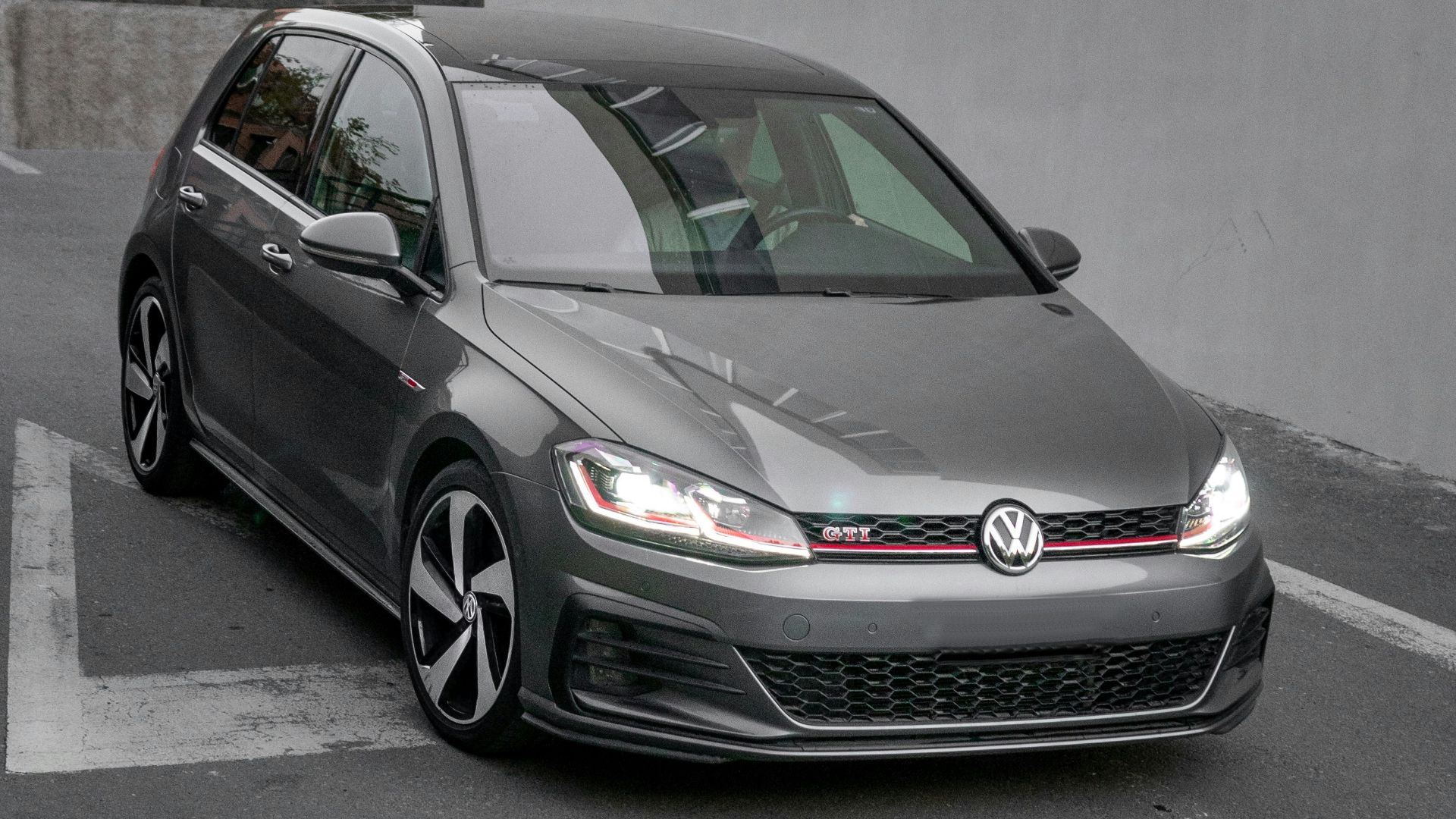 11. Volkswagen Golf GTI