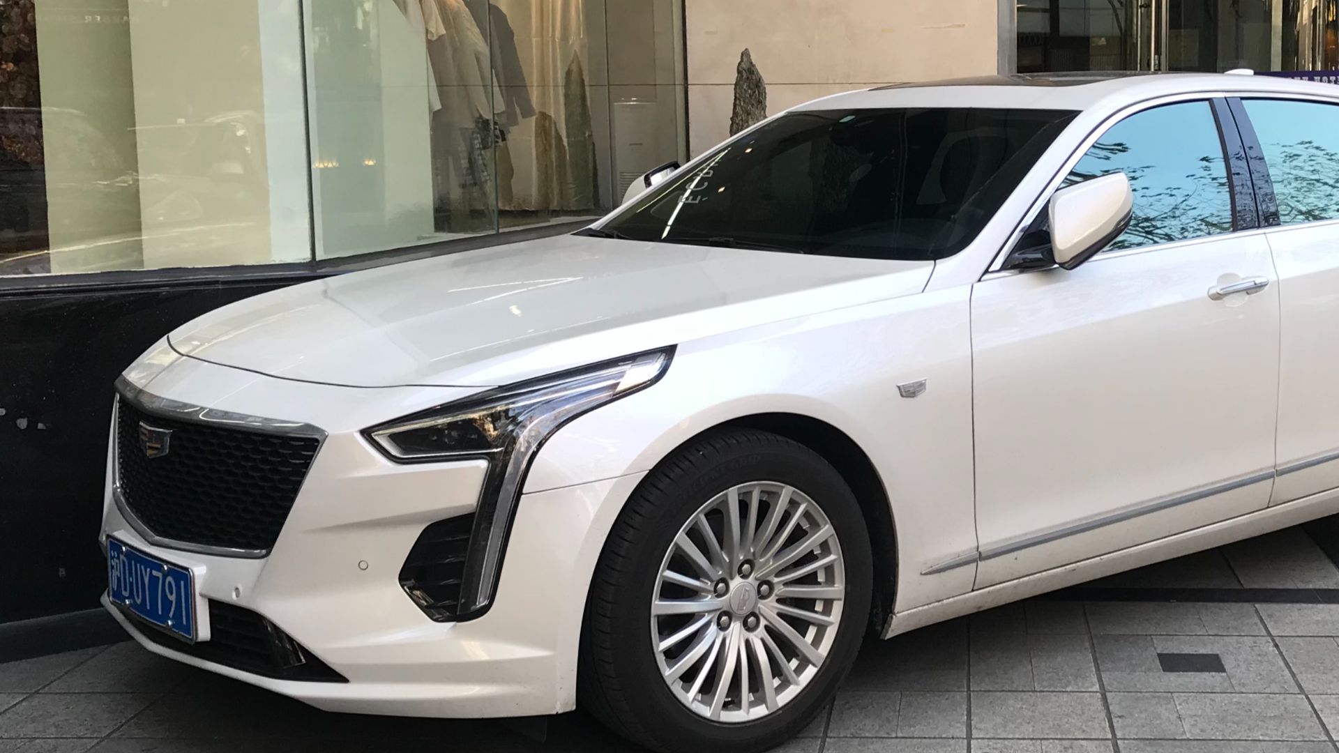 8. Cadillac CT6