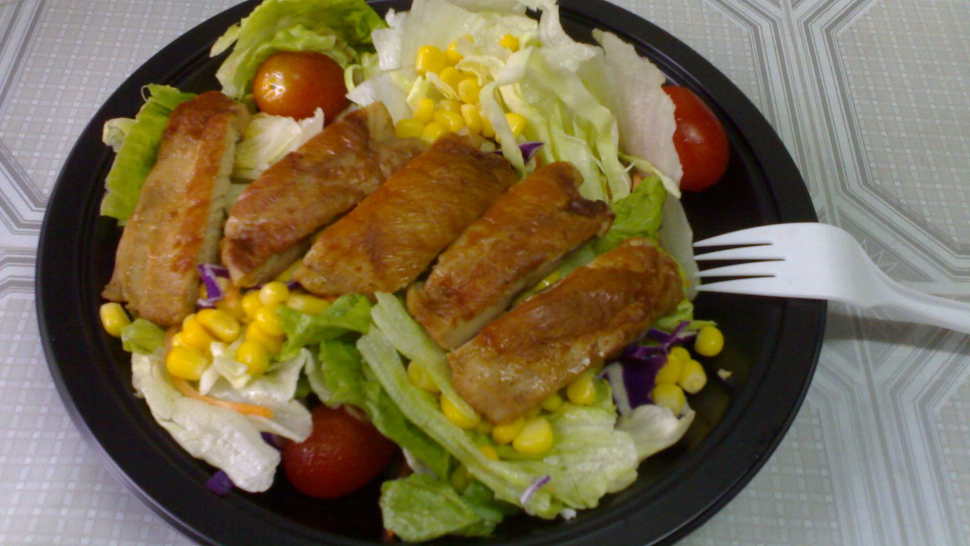 14. McDonald’s retire les salades de son menu national