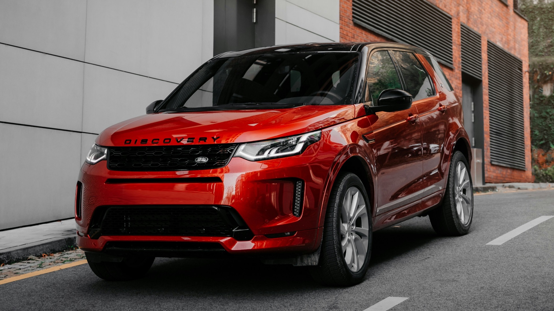 3. Land Rover Range Rover Sport