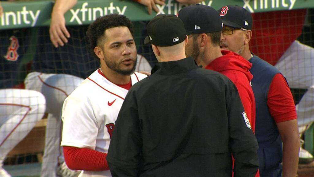 Willson Contreras lost his cool against the Nationals