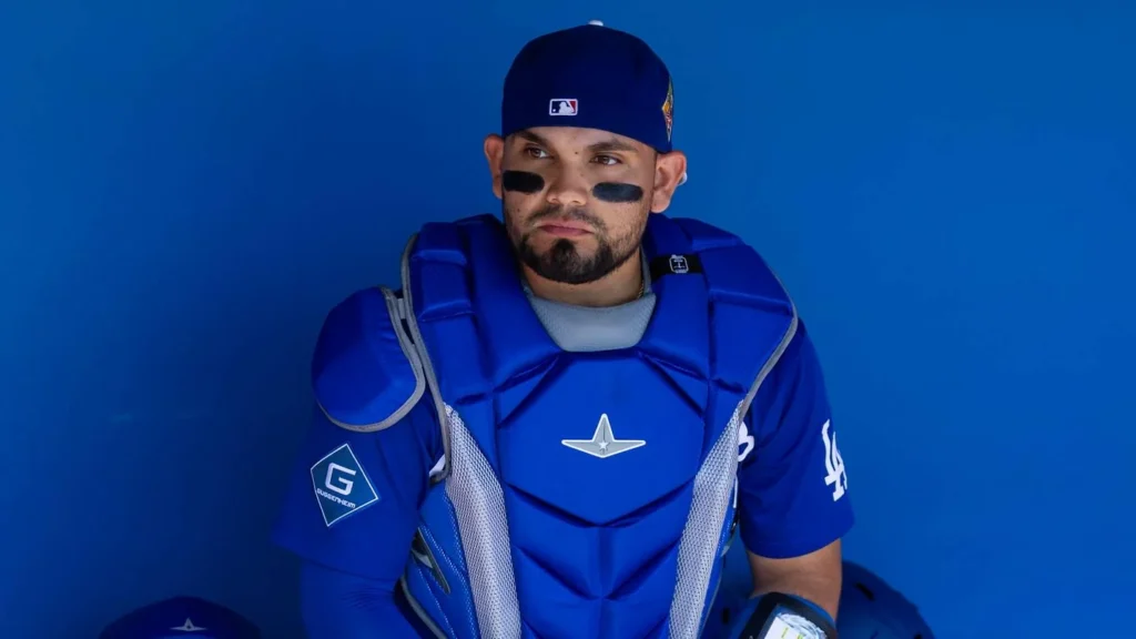 Dodgers: Eliezer Alfonzo Jr. Makes His MLB Debut Under Tragic Circumstances