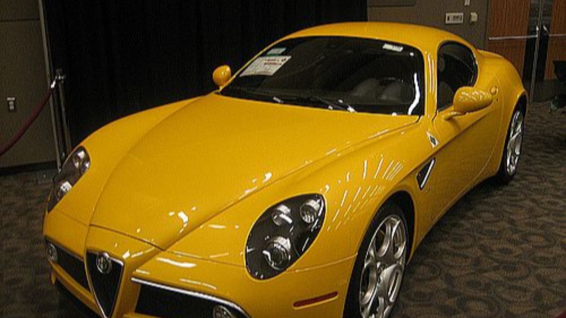 15. Alfa Romeo 8C Competizione
