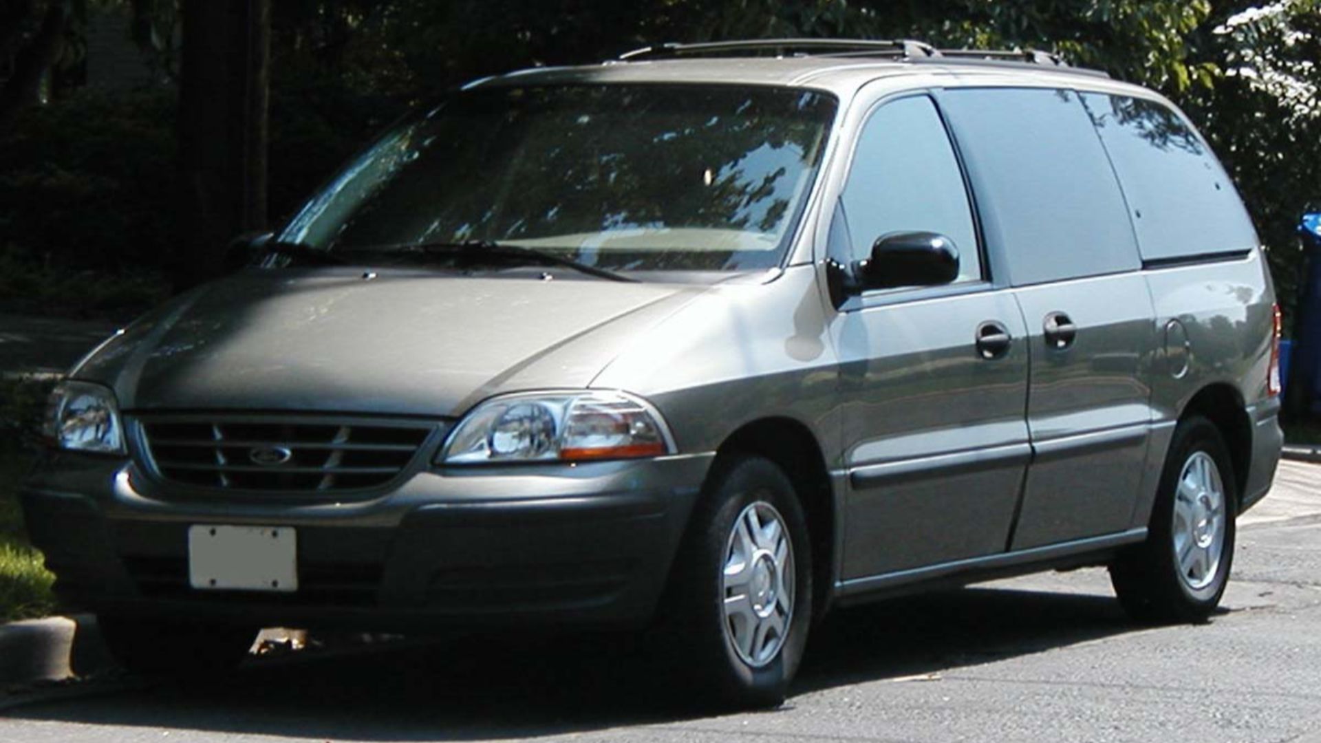 3. Ford Windstar (1995-2003)