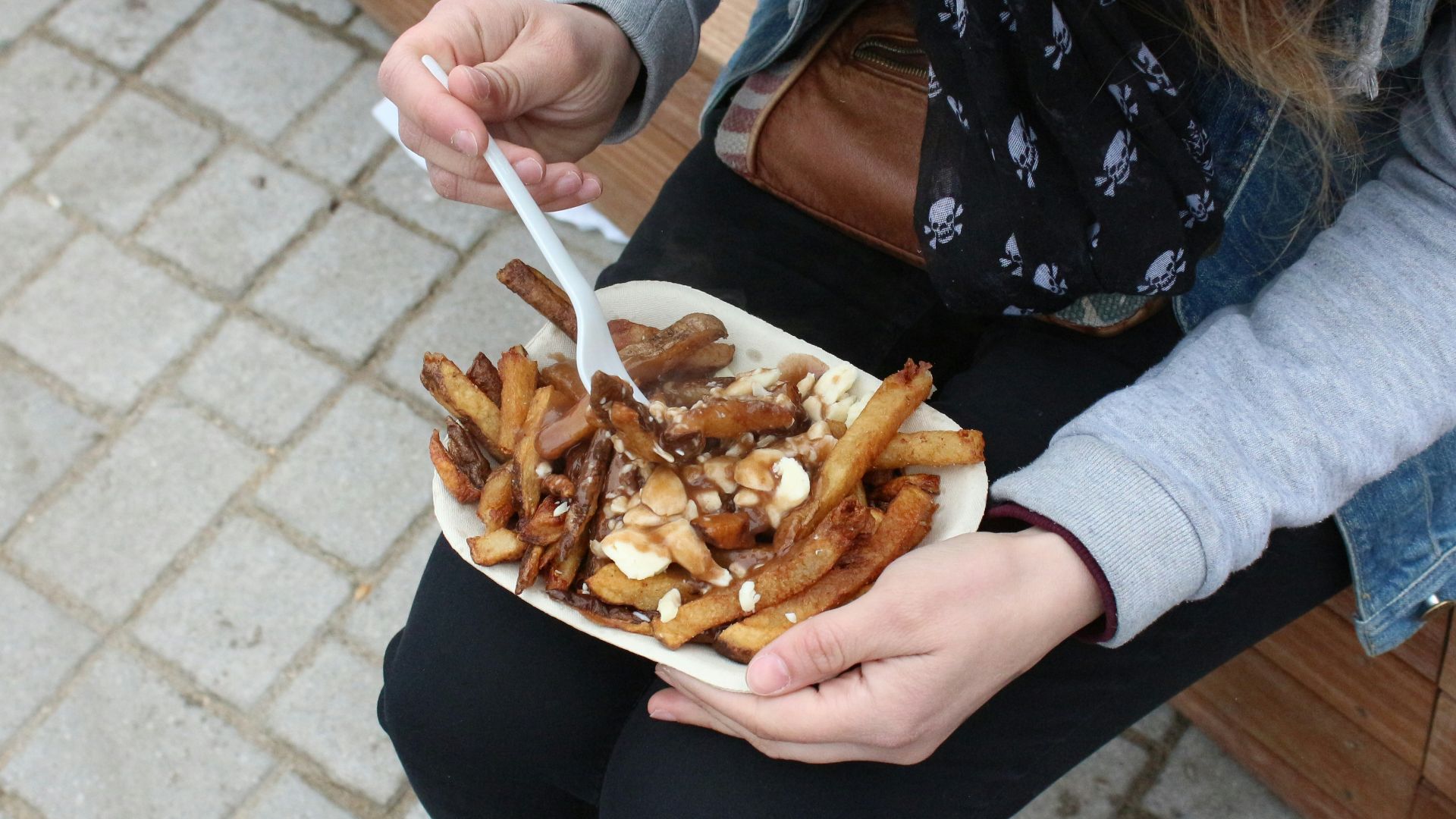 6. Poutine classique