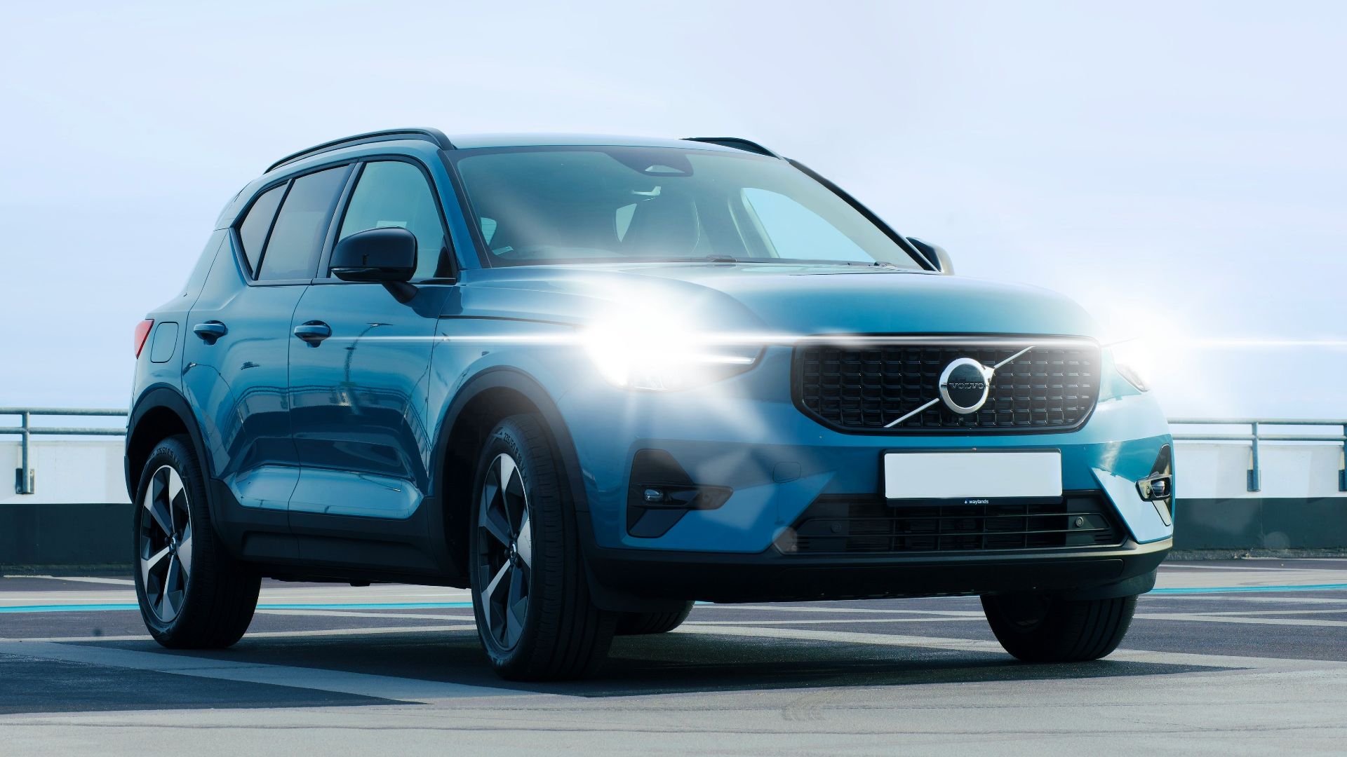 8. Volvo XC40