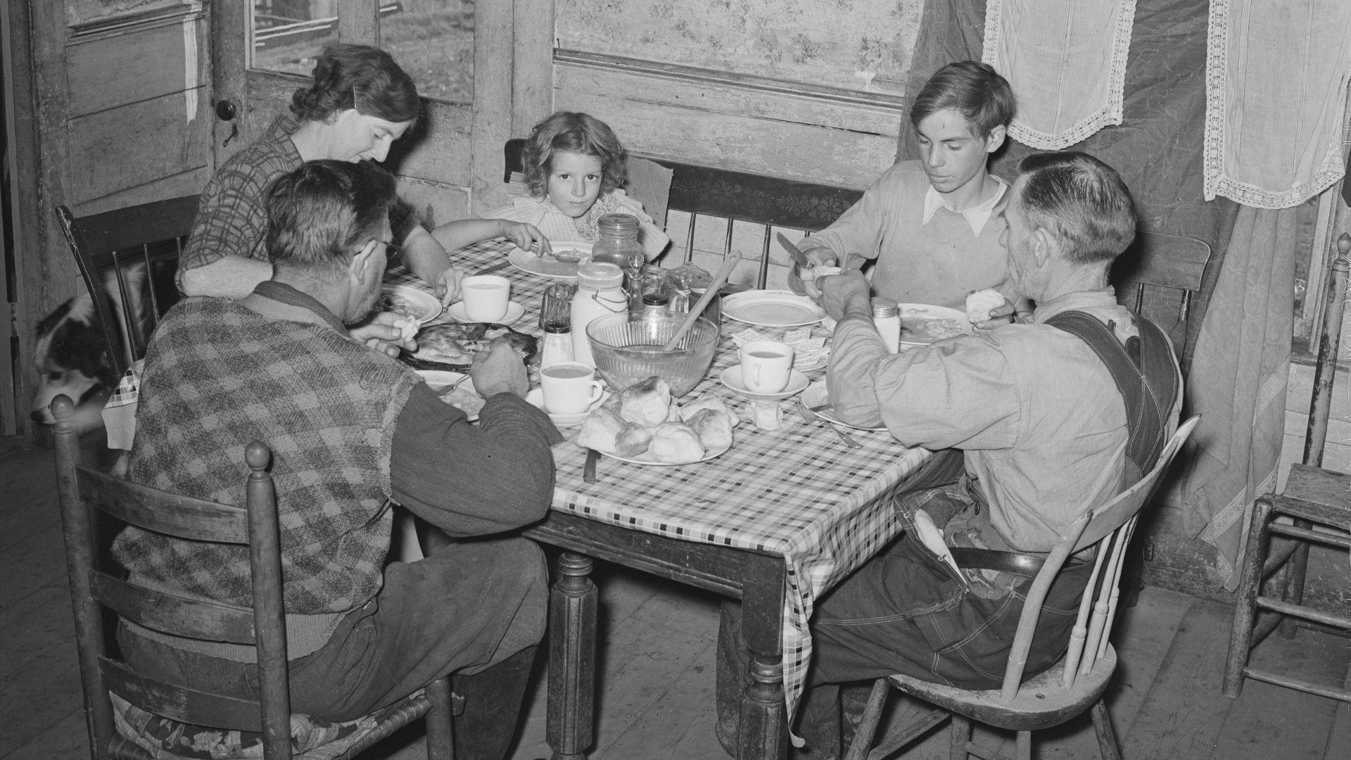 14. L'empêcher de se retrouver dans une situation embarrassante