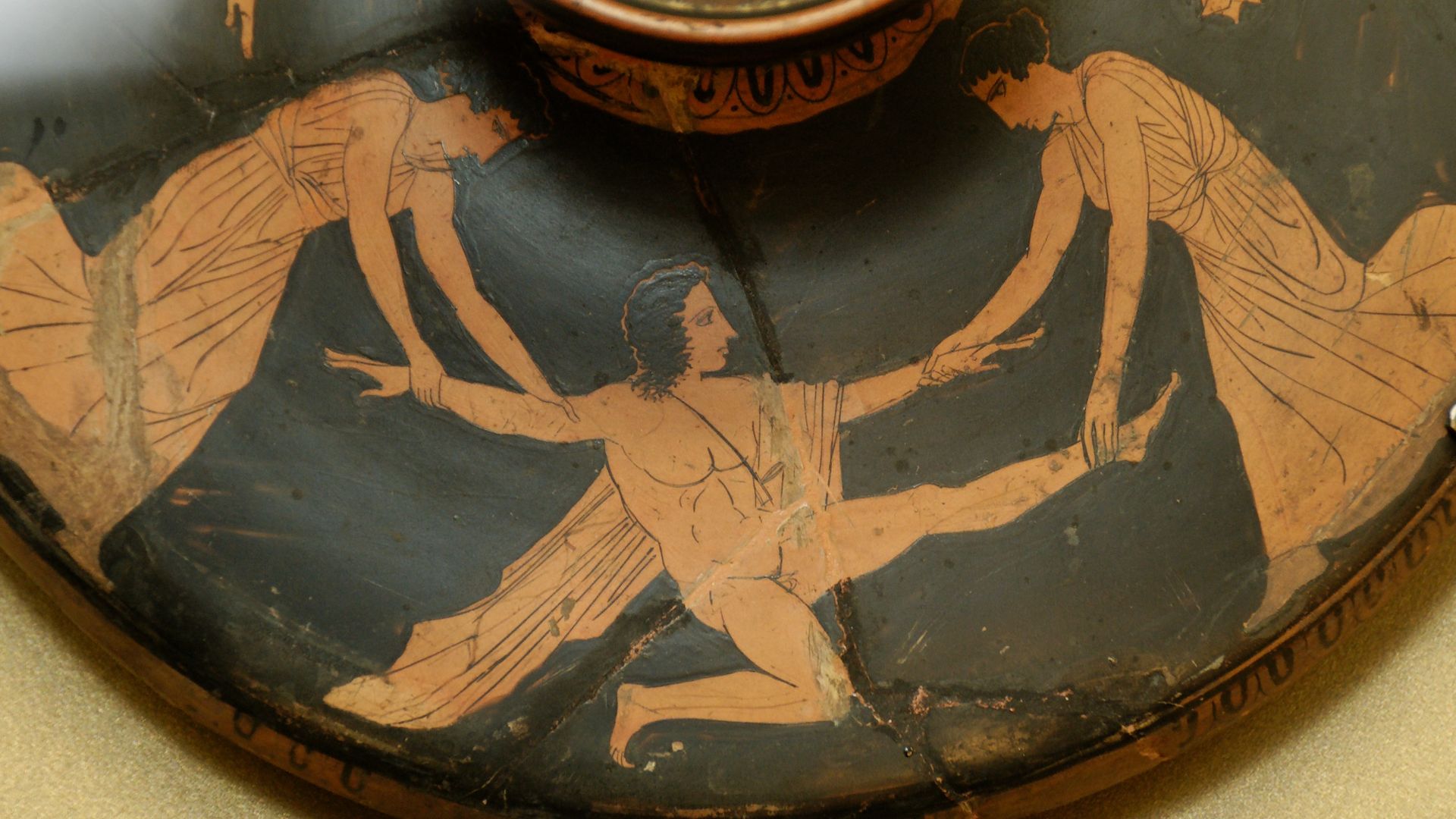 14. Penthée a été déchiqueté par sa mère