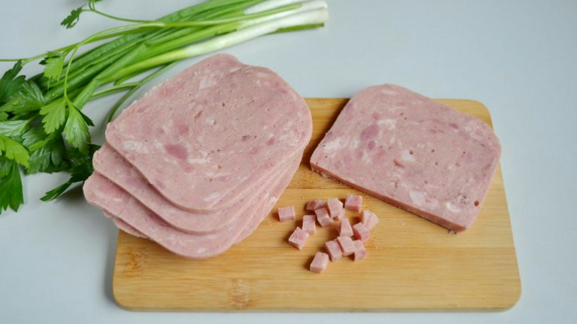12. Saucisse de Bologne au barbecue