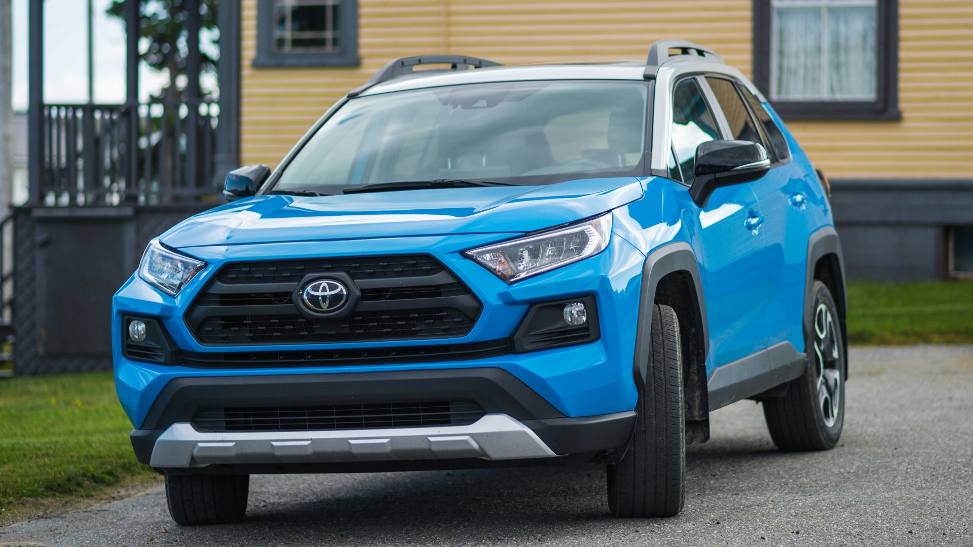 6. Toyota RAV4 hybride