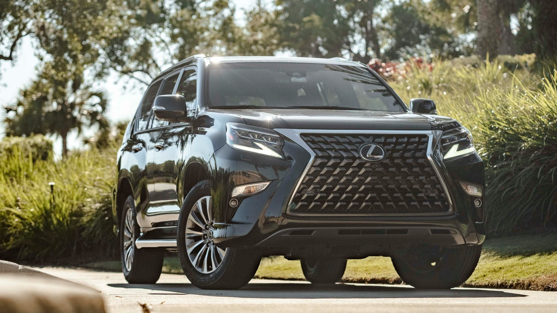 4. Lexus GX