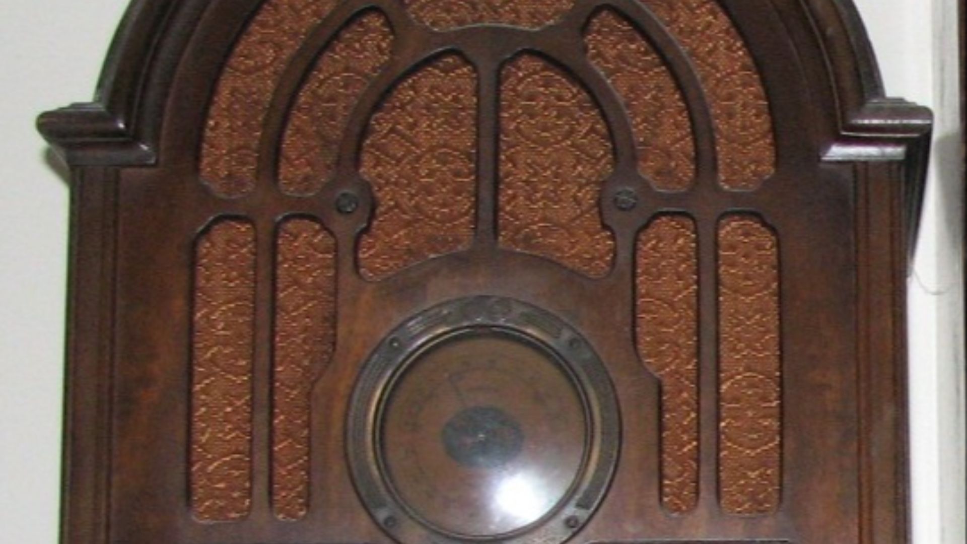 1. La radio de la cathédrale