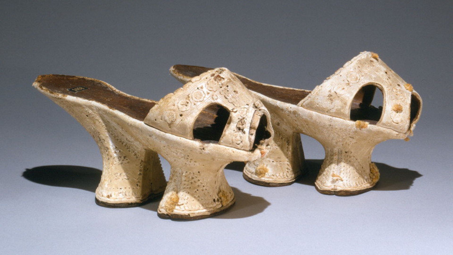 4. Chopines