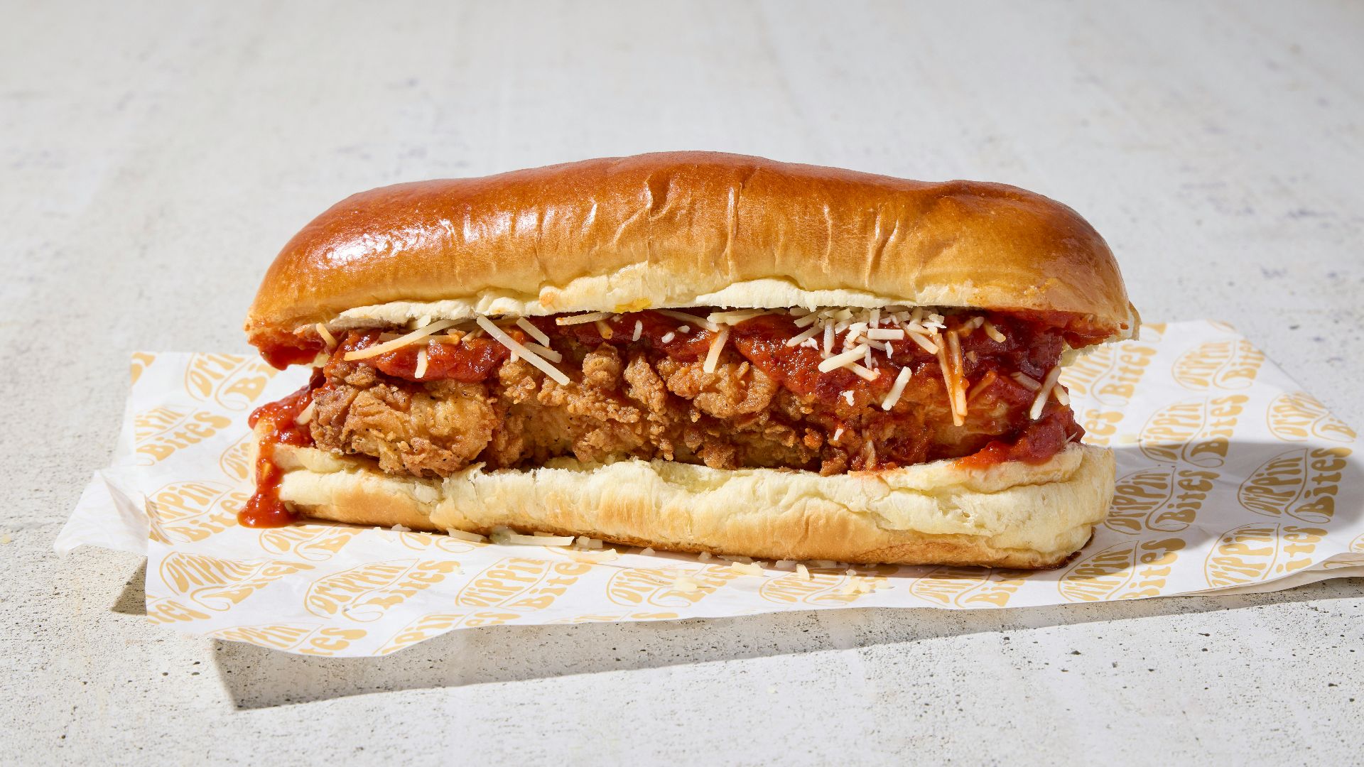 16. Sandwich au poulet au parmesan