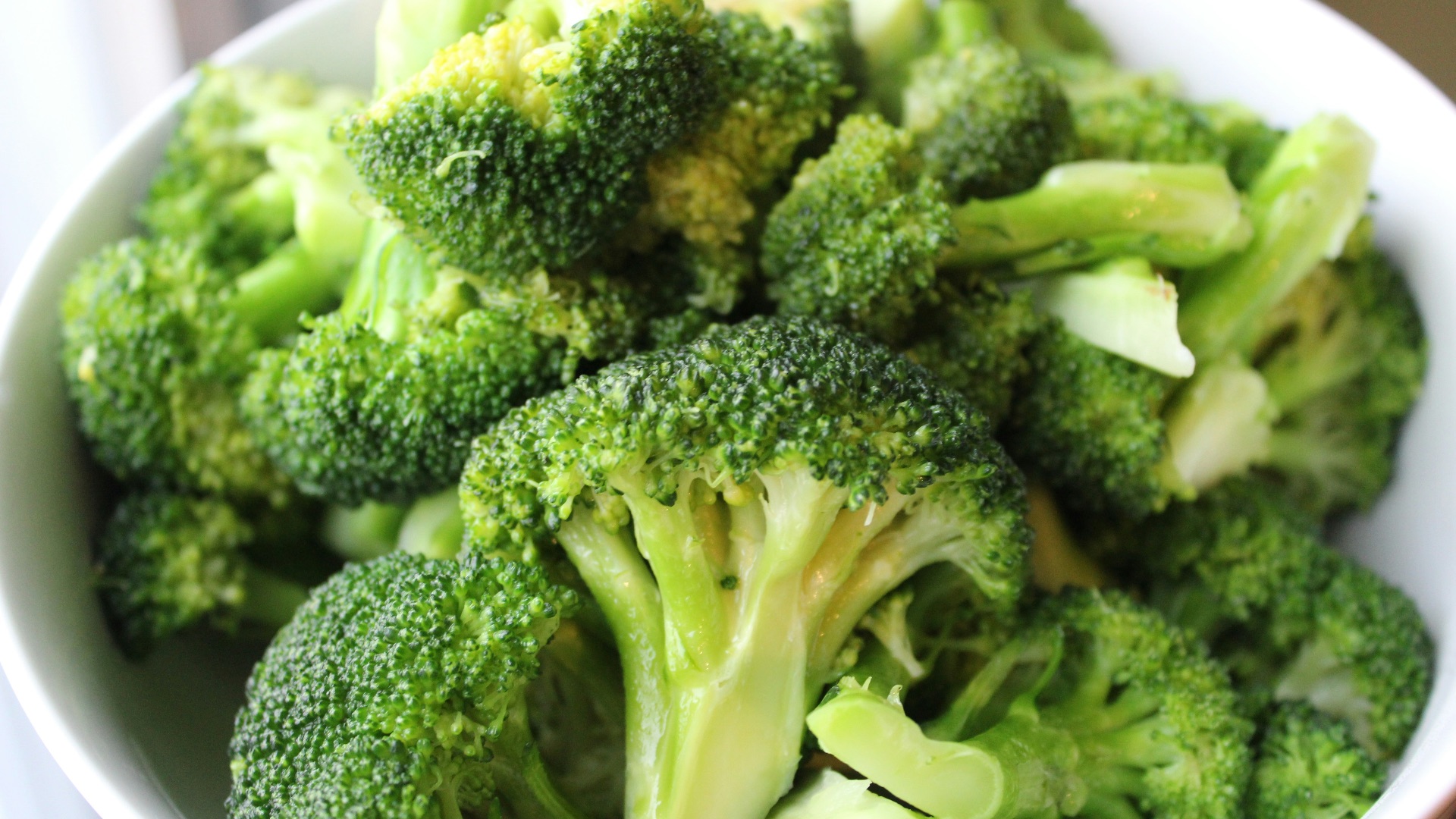 10 légumes qui sont meilleurs crus et 10 qui sont bien meilleurs cuits