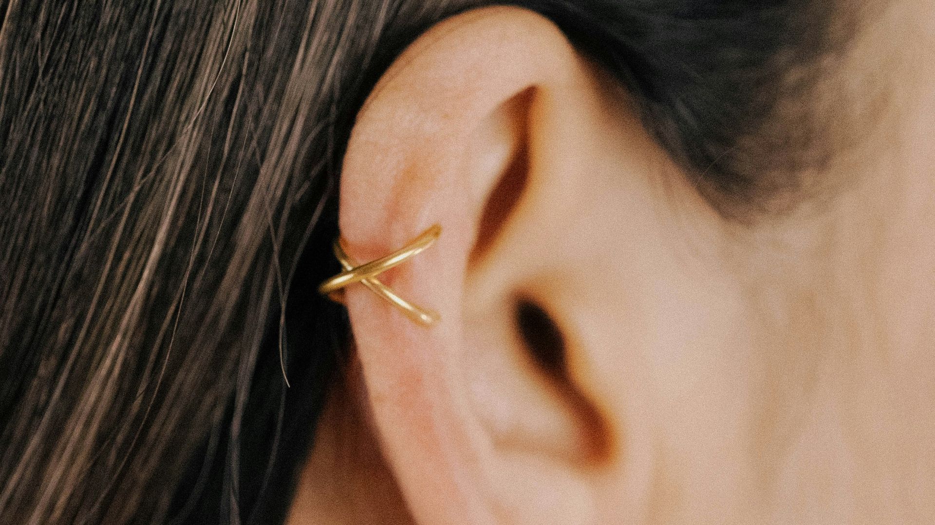 5. Un piercing « Single Helix »