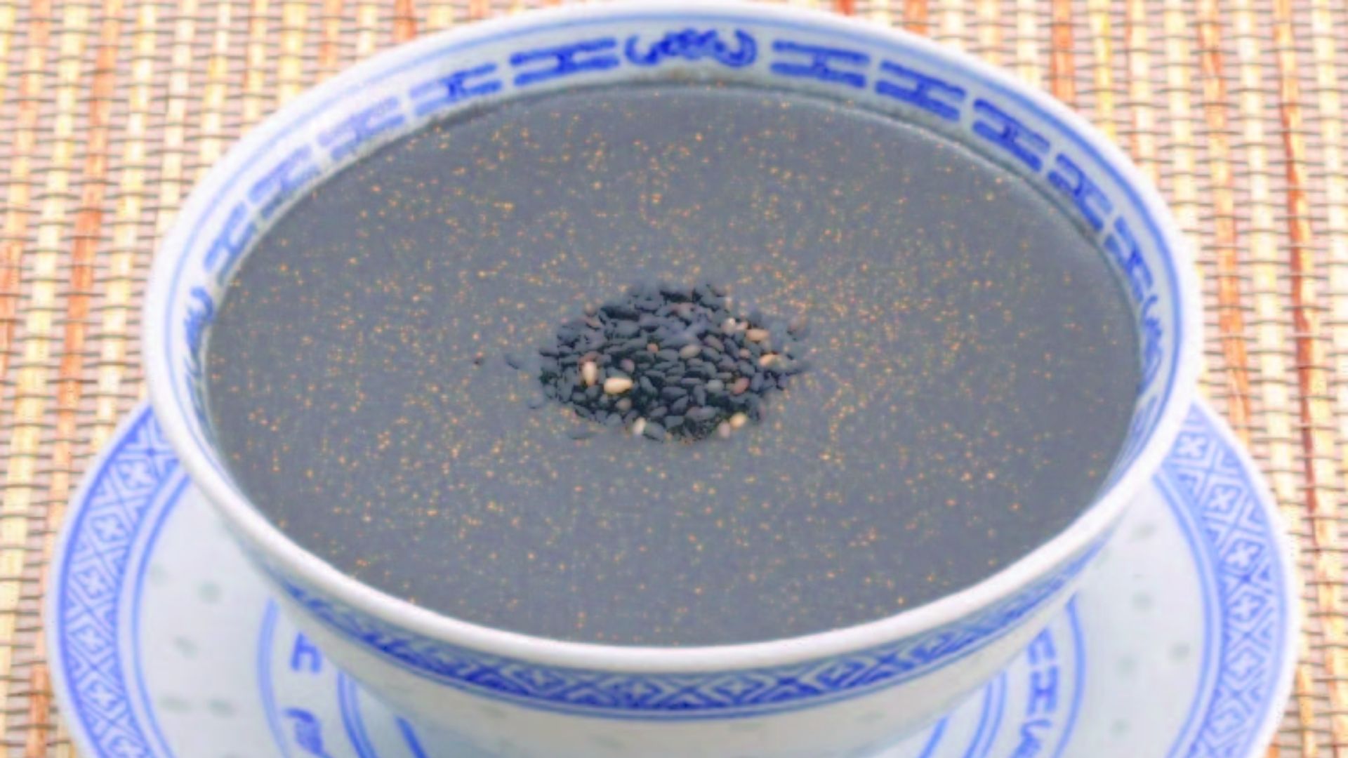 8. Soupe au sésame noir