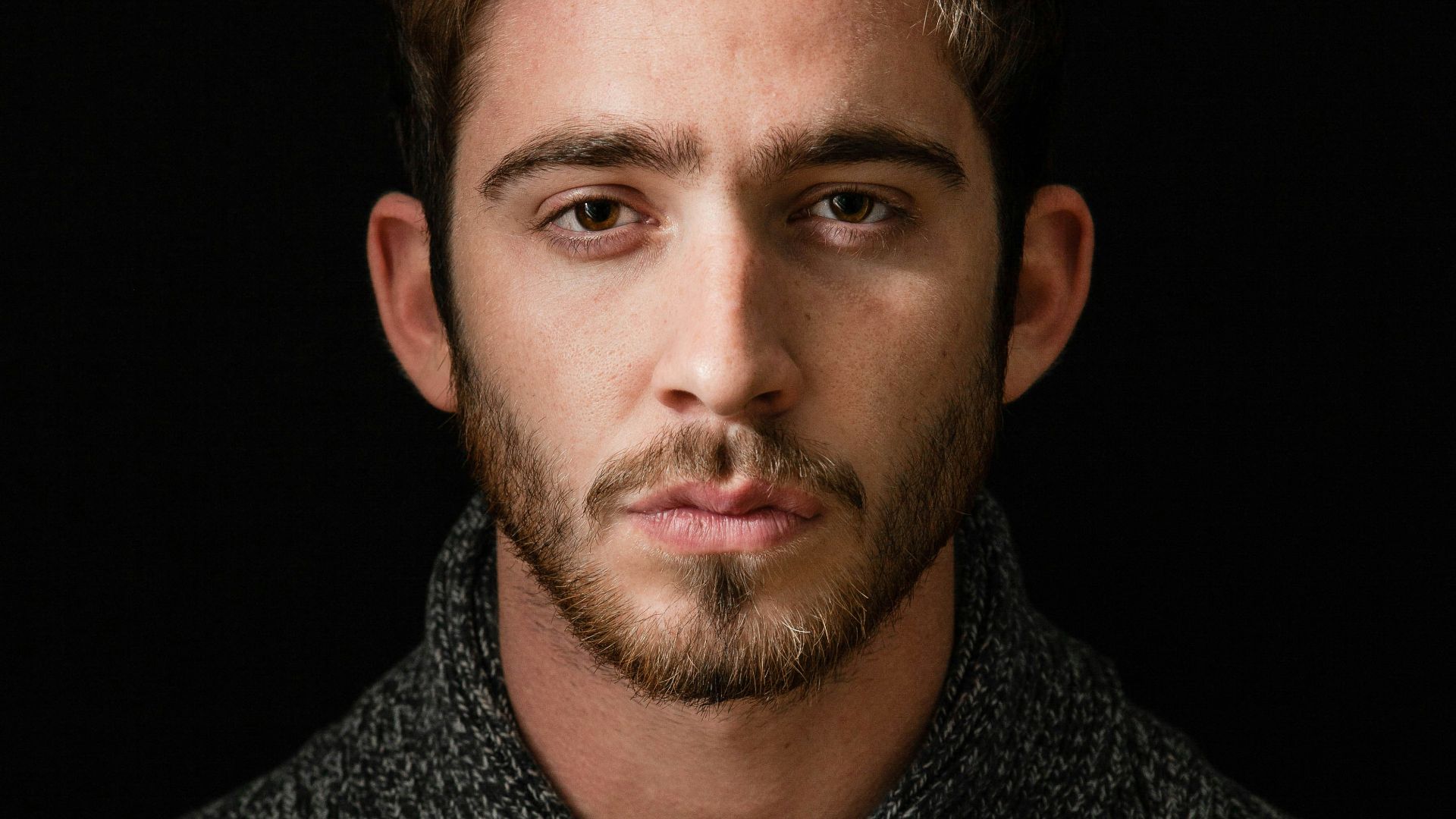 16. Hugo