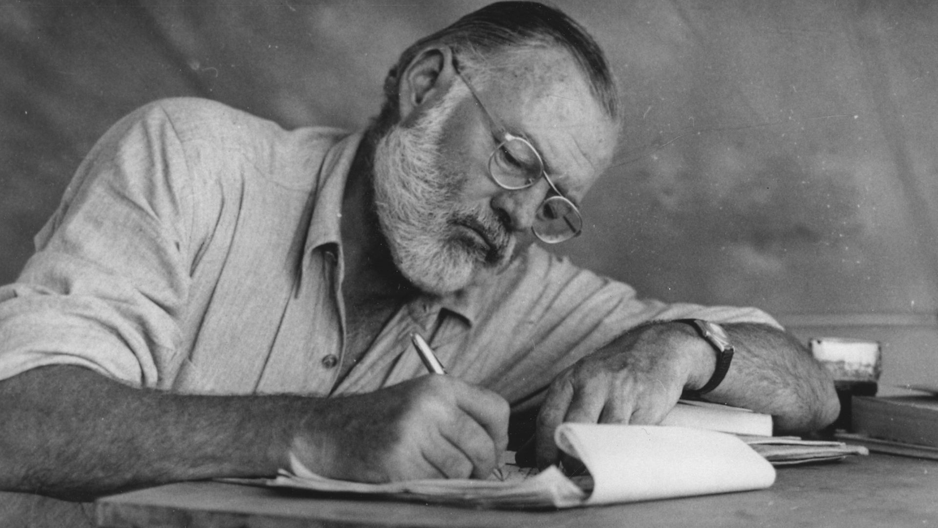 1. Ernest Hemingway a survécu à deux accidents d'avion en deux jours
