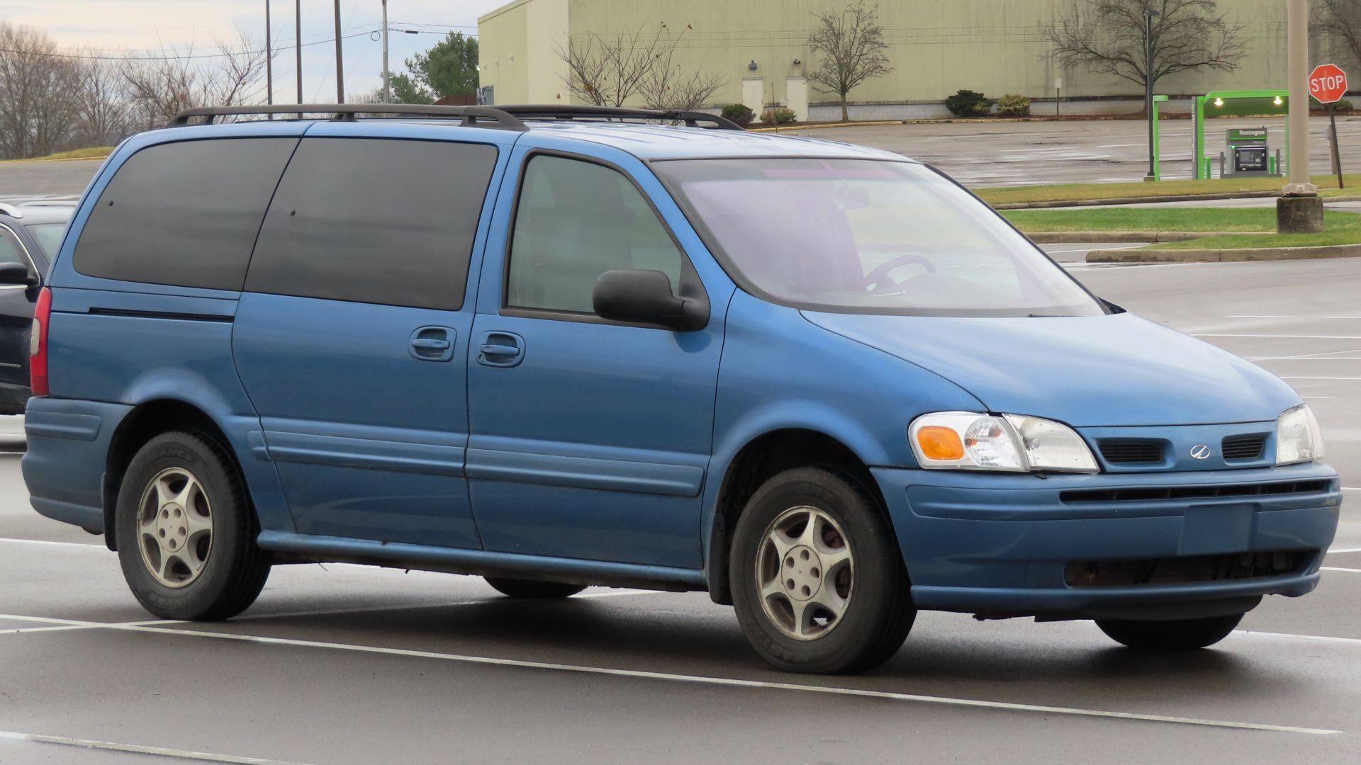 3. Oldsmobile Silhouette