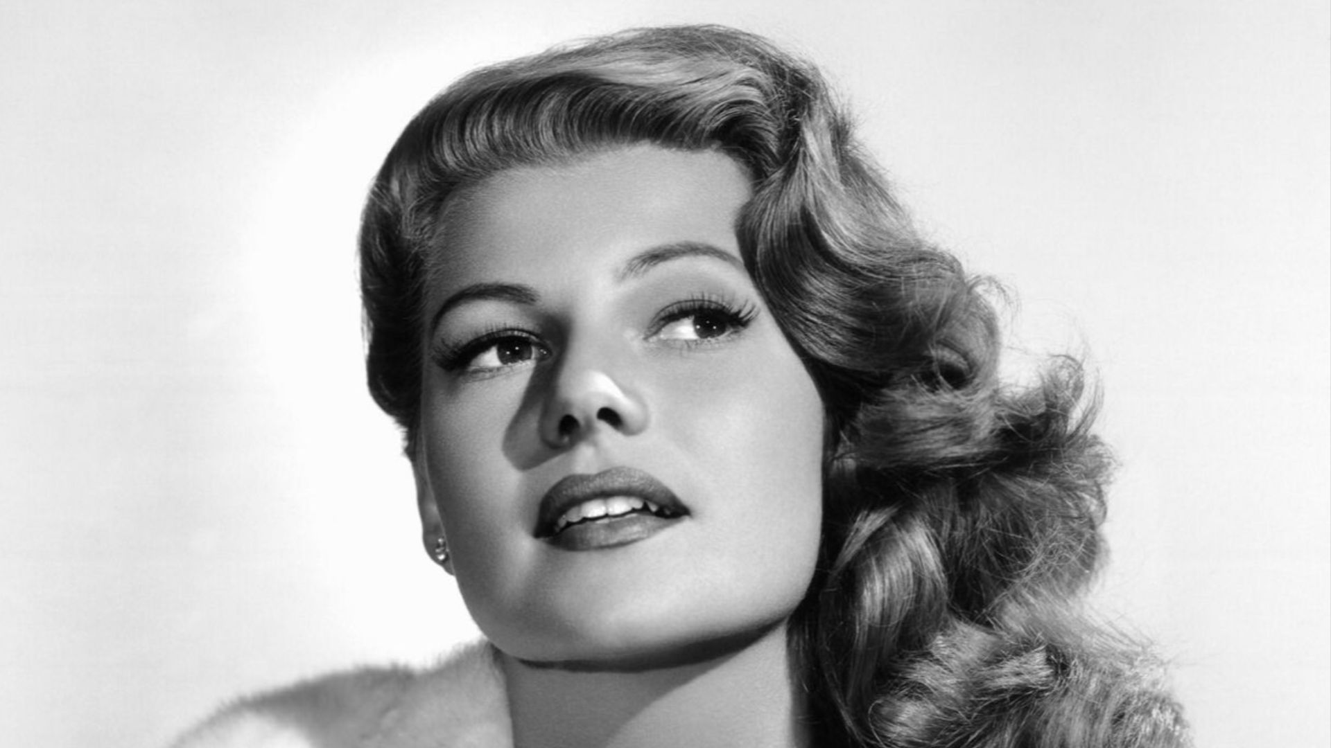 3. Rita Hayworth : la star de cinéma aux cheveux roux