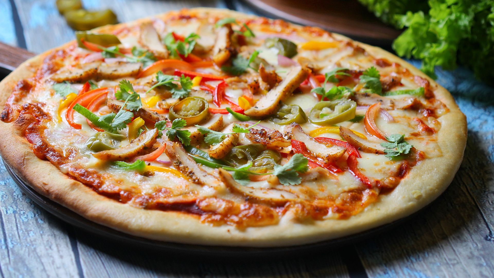 3. Pizza au poulet tikka