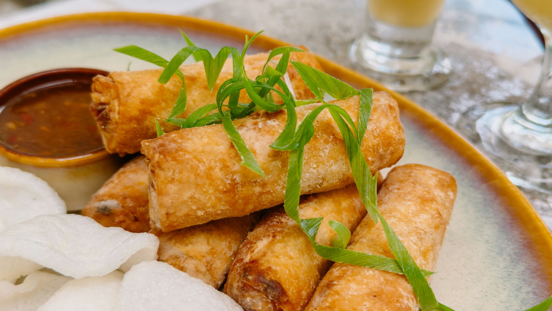 9. Rouleaux de printemps au porc