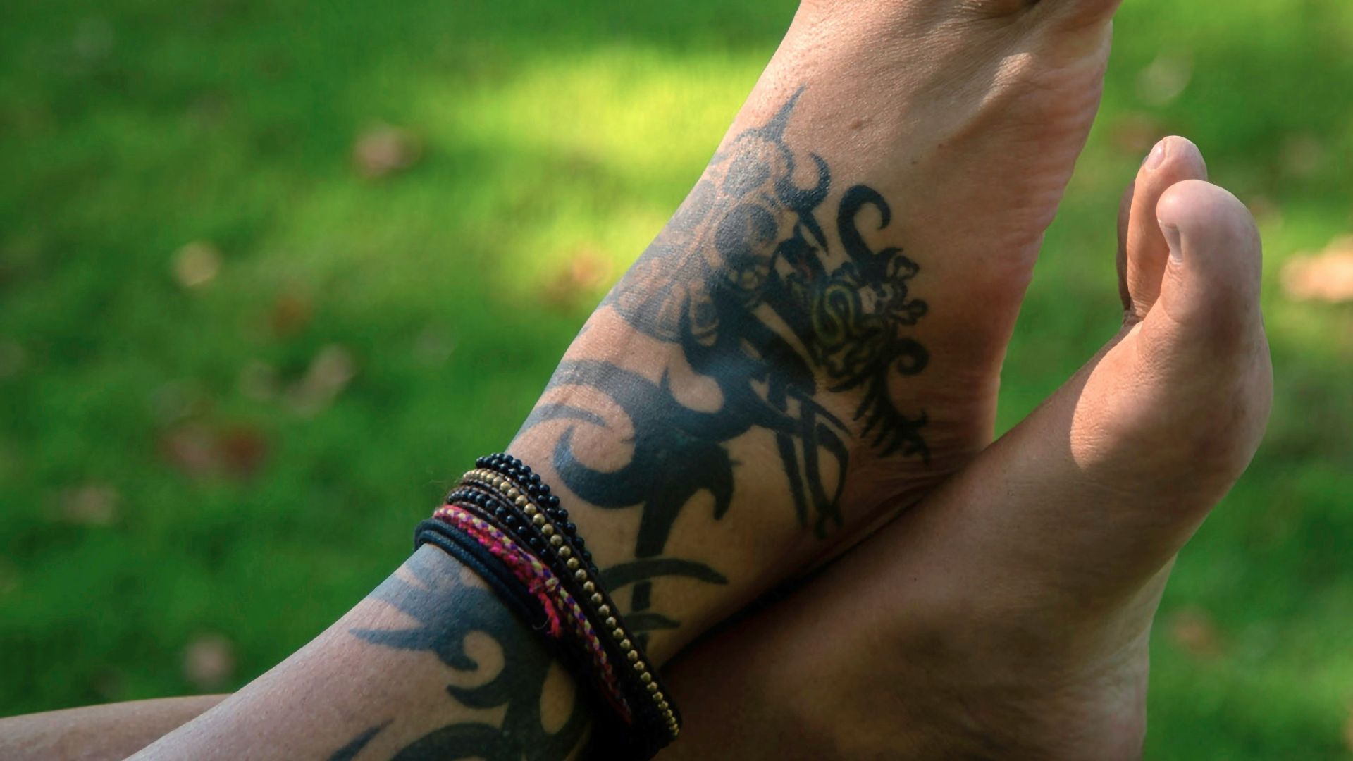 6. Les tatouages sur les pieds