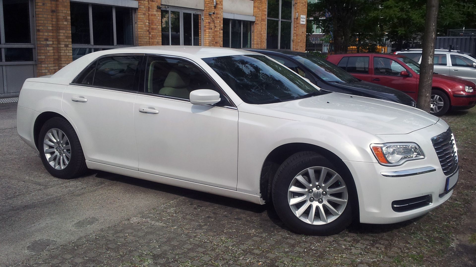 18. Chrysler 300
