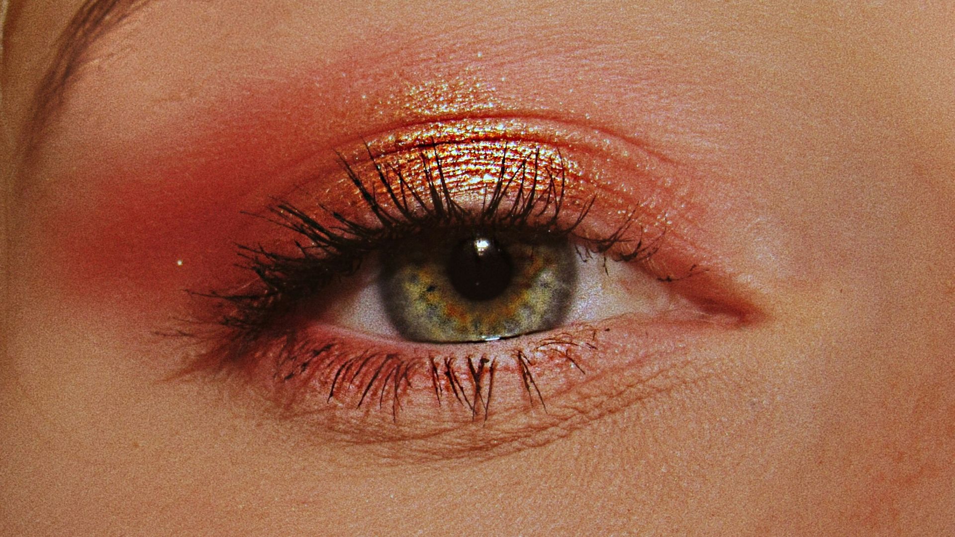 18. Ombre à paupières givrée