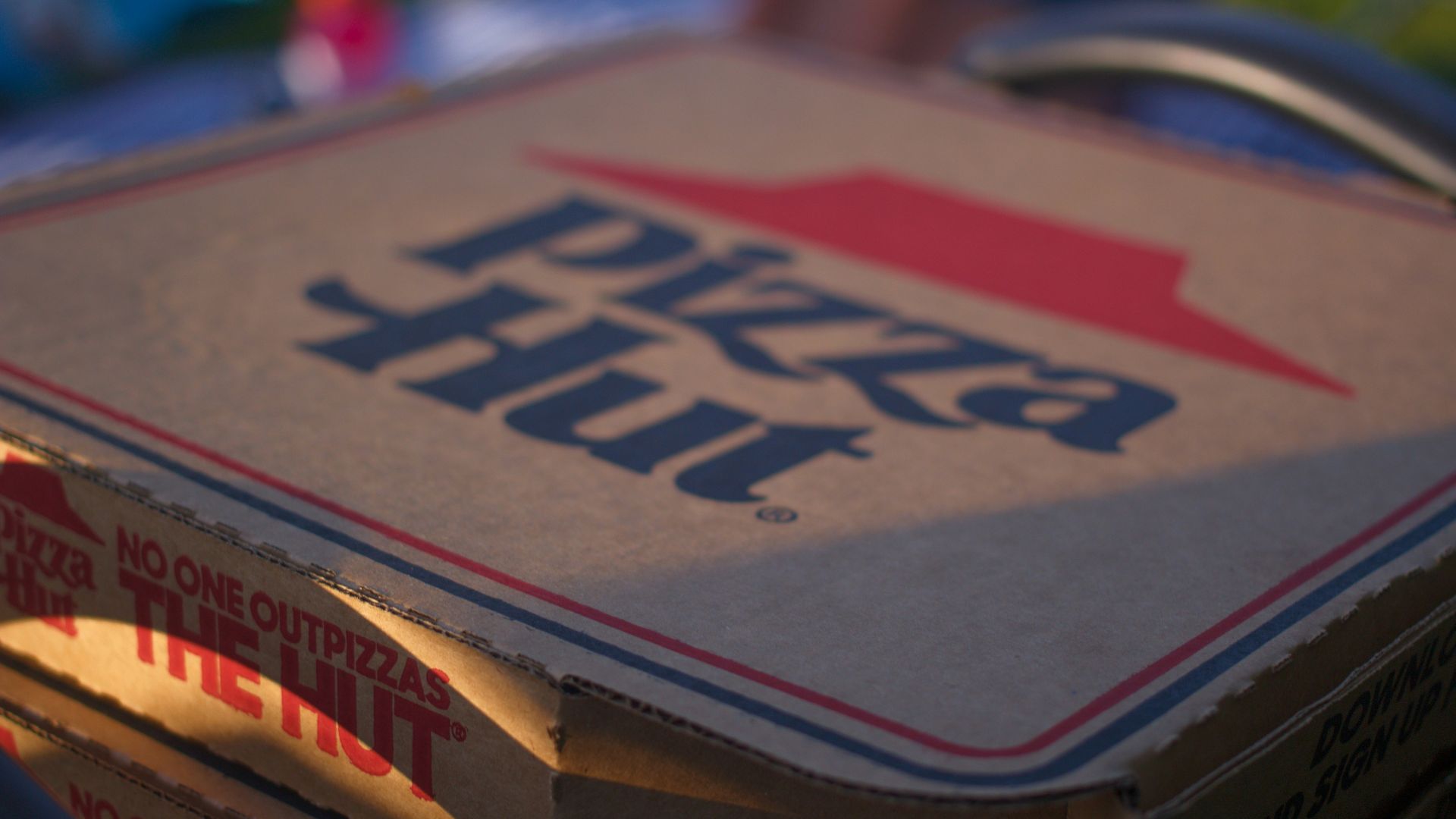 4. Pizza Hut Priazzo