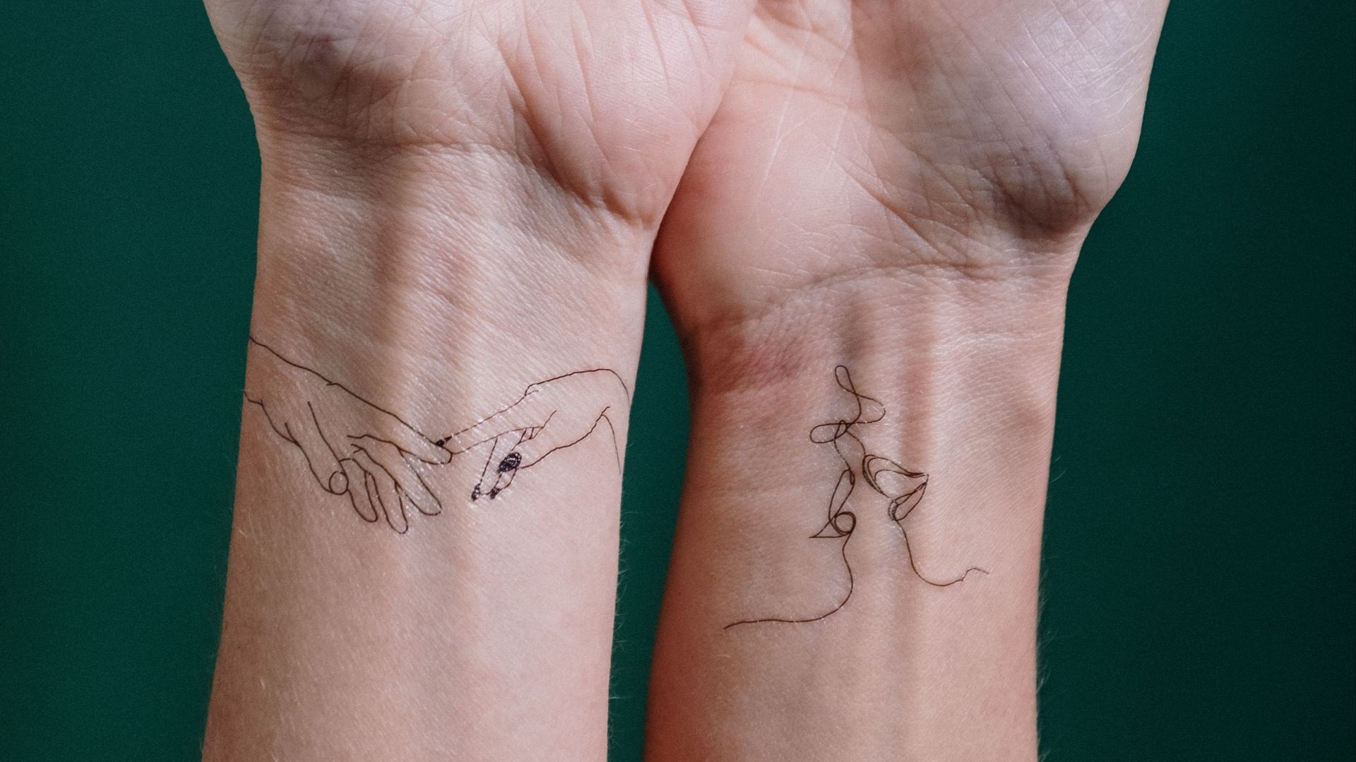 5. Tatouages au trait fin