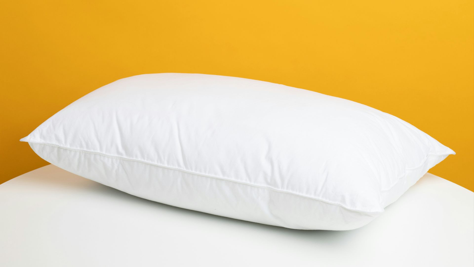 5. Dormir sur le côté avec un oreiller de taille adaptée