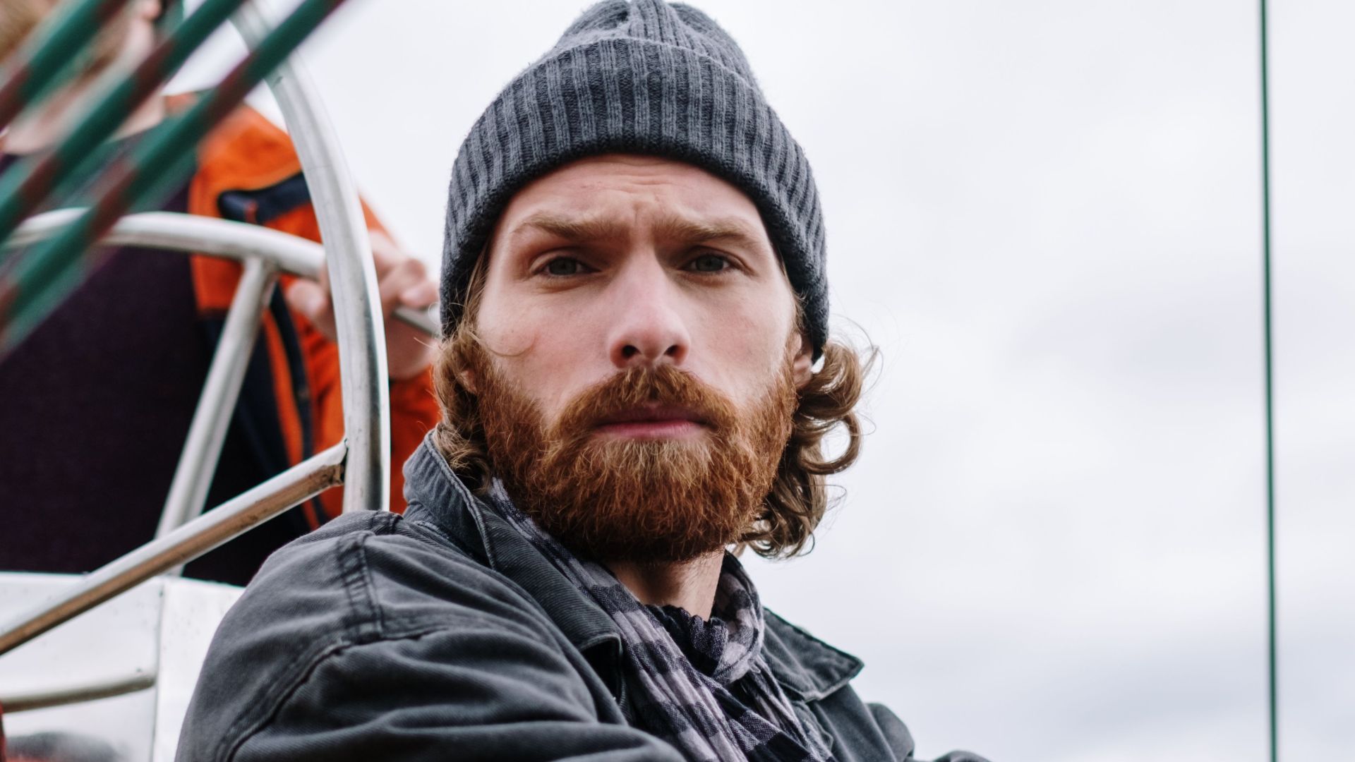 20 choses que font les hommes et qui les rendent trop intimidants pour qu’on ose les aborder