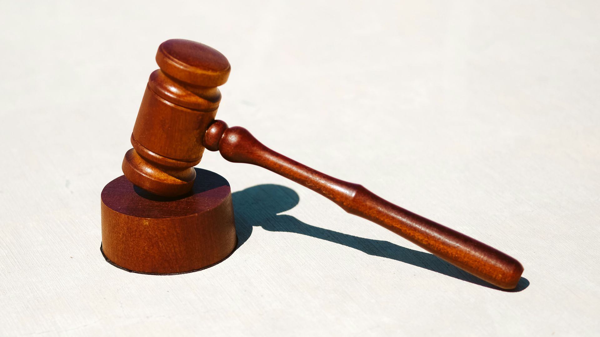 12. L'emploi de criminels condamnés comme comédiens de théâtre