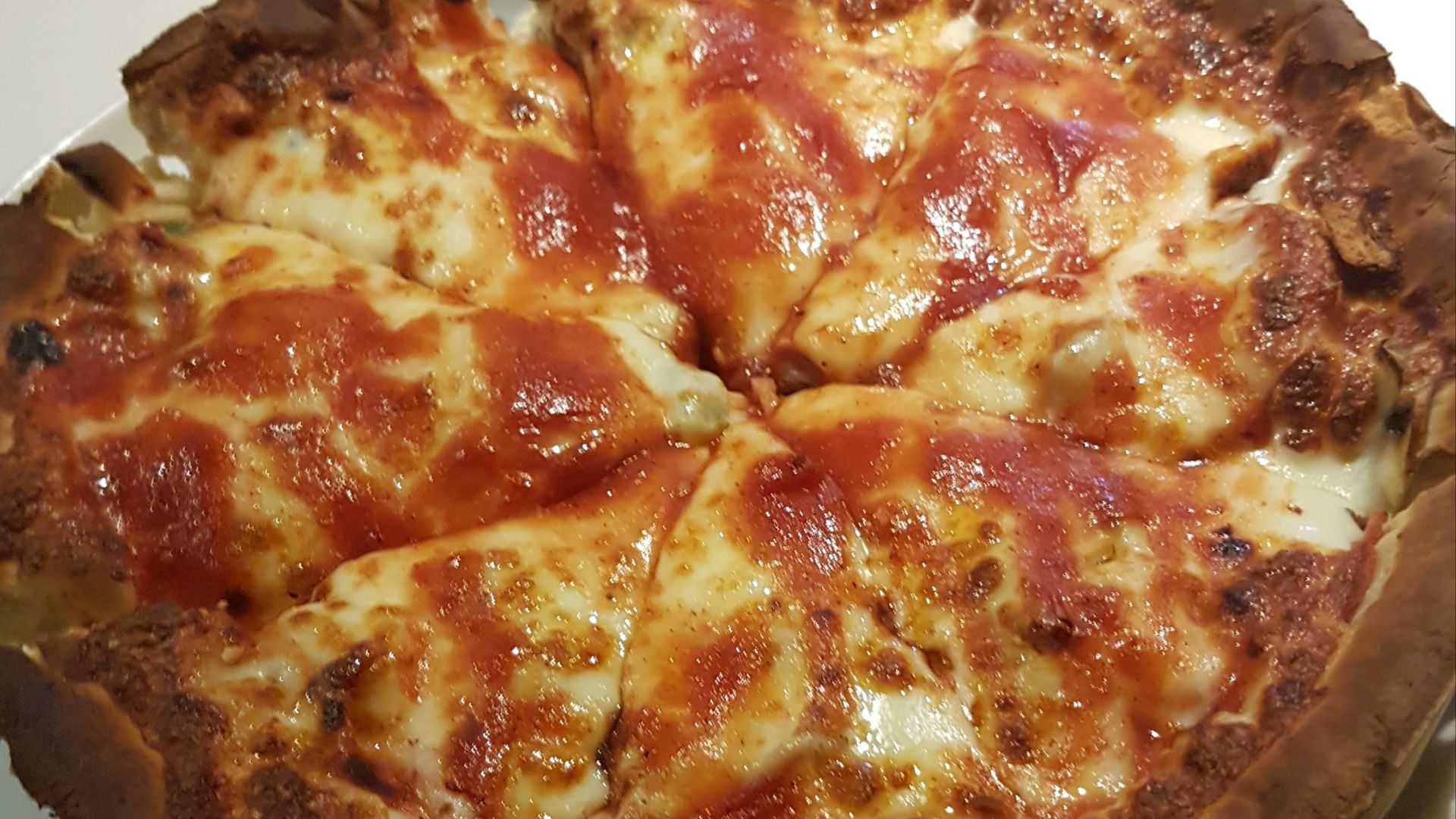 4. La pizza « deep-dish » de Chicago